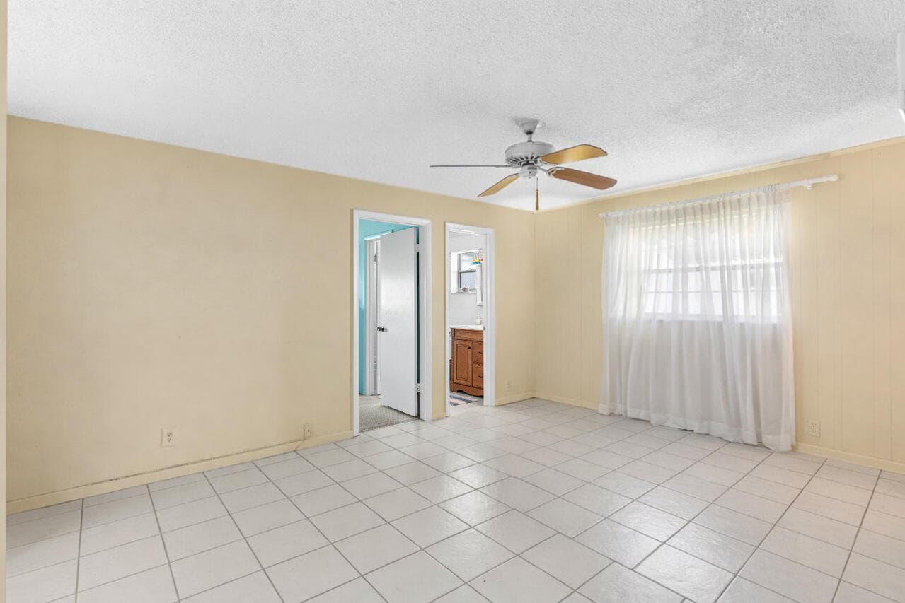 1802 SW 13th Avenue, Boynton Beach, FL 33426 — photo 9 of 22