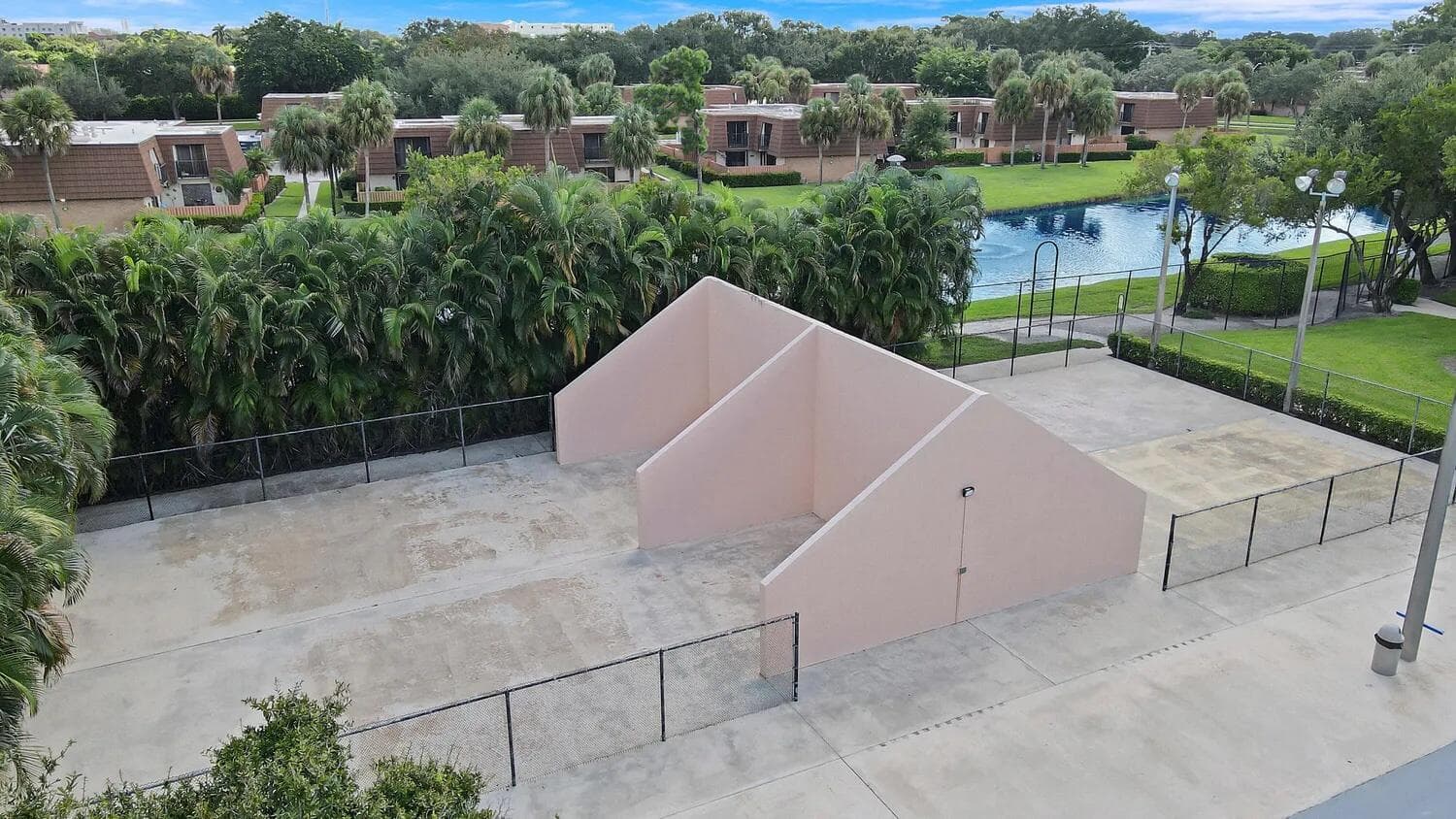 2404 24th Way, West Palm Beach, FL 33407 — photo 32 of 36