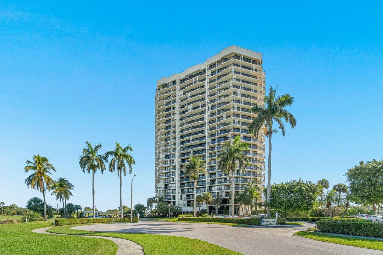 1900 Consulate Place 604, West Palm Beach, FL 33401 — photo 40 of 74
