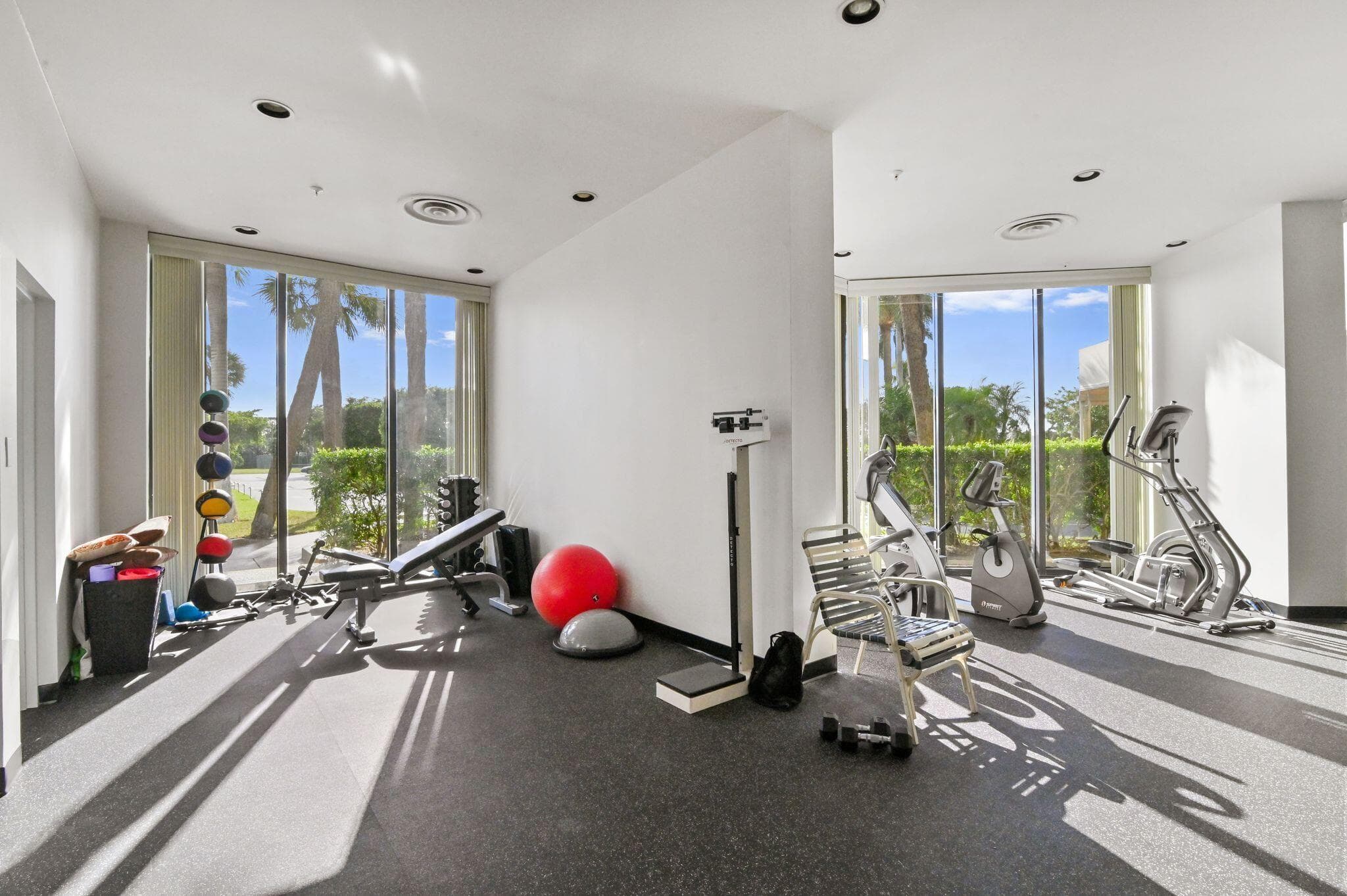 1900 Consulate Place 604, West Palm Beach, FL 33401 — photo 58 of 74