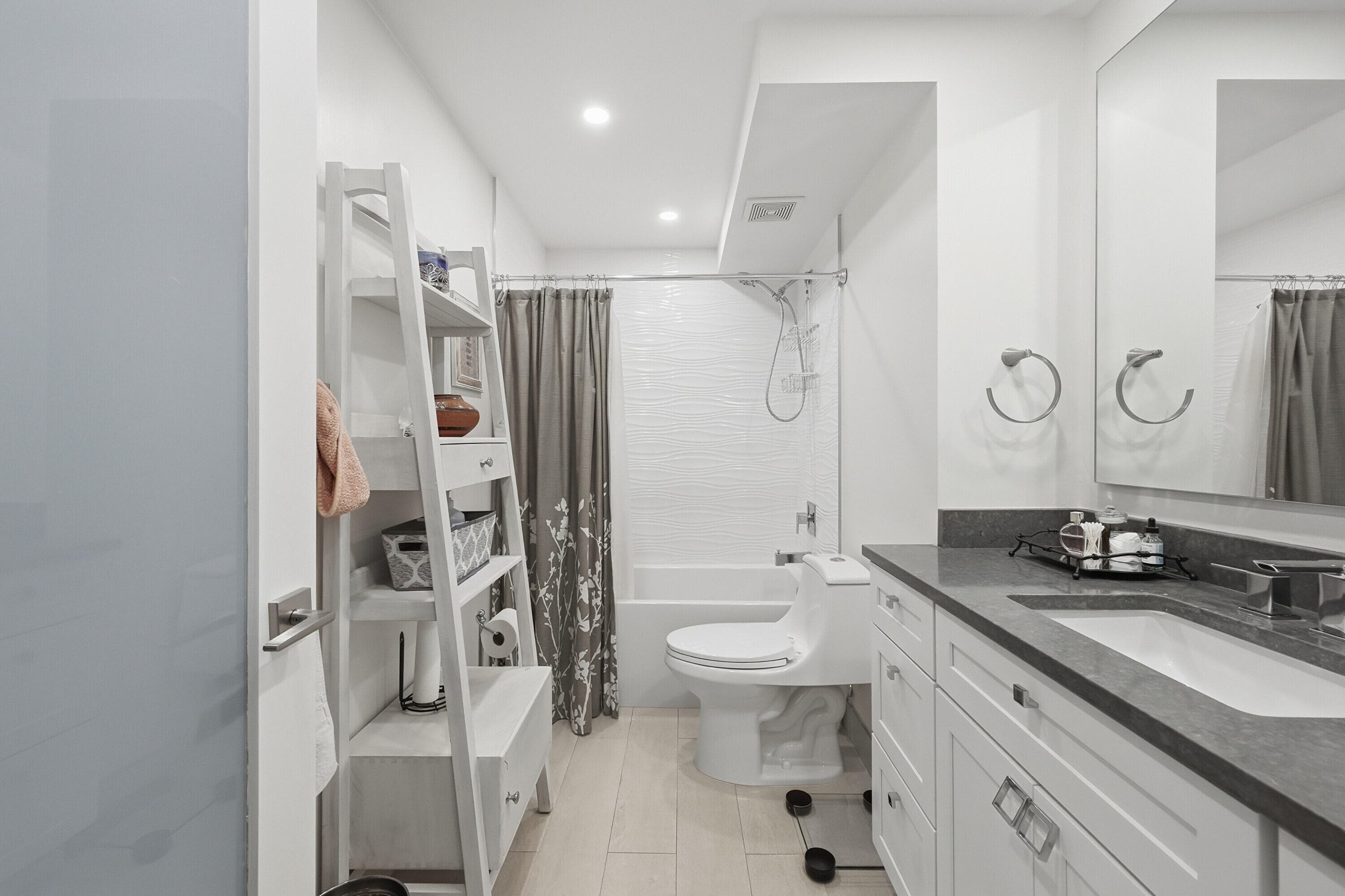 3100 NE 49th Street 206, Fort Lauderdale, FL 33308 — photo 21 of 40