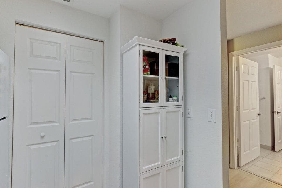2806 Veronia Drive 301, Palm Beach Gardens, FL 33410 — photo 10 of 42