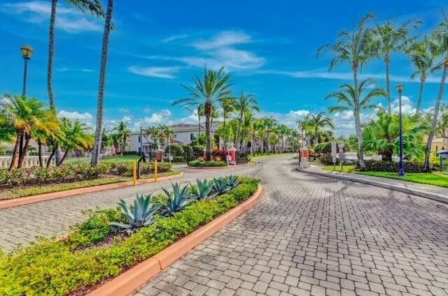 2806 Veronia Drive 301, Palm Beach Gardens, FL 33410 — photo 28 of 42