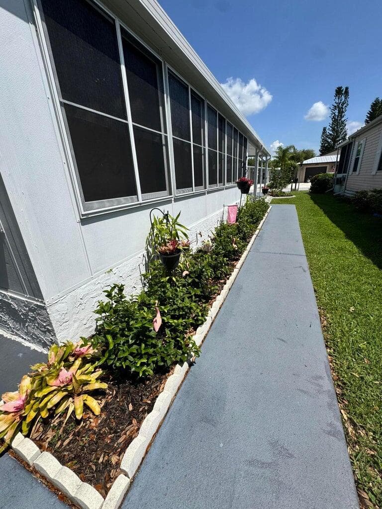 14119 Isla Flores Avenue, Fort Pierce, FL 34951 — photo 8 of 40