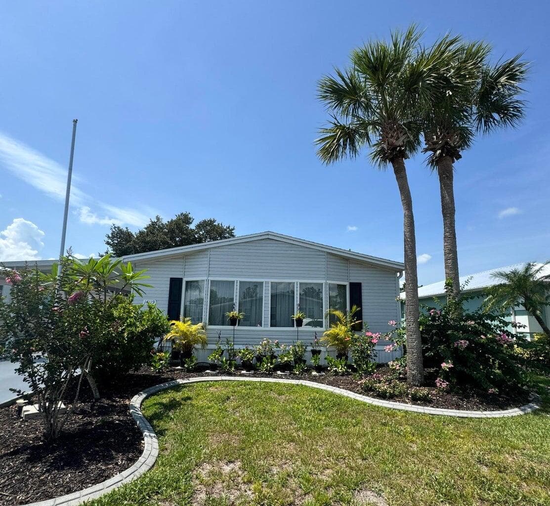 14119 Isla Flores Avenue, Fort Pierce, FL 34951 — photo 2 of 40