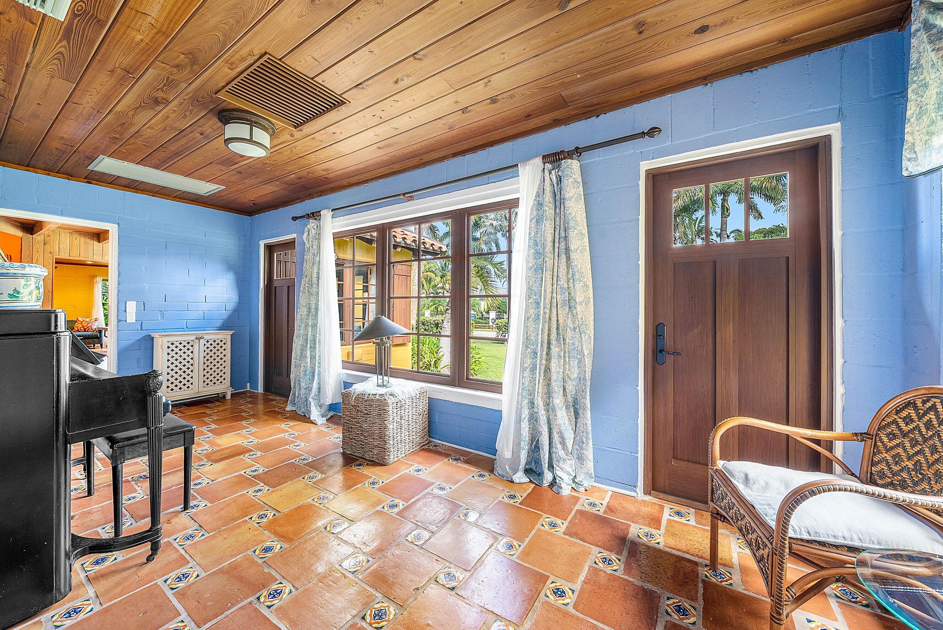 334 Palm Trail, Delray Beach, FL 33483 — photo 19 of 35