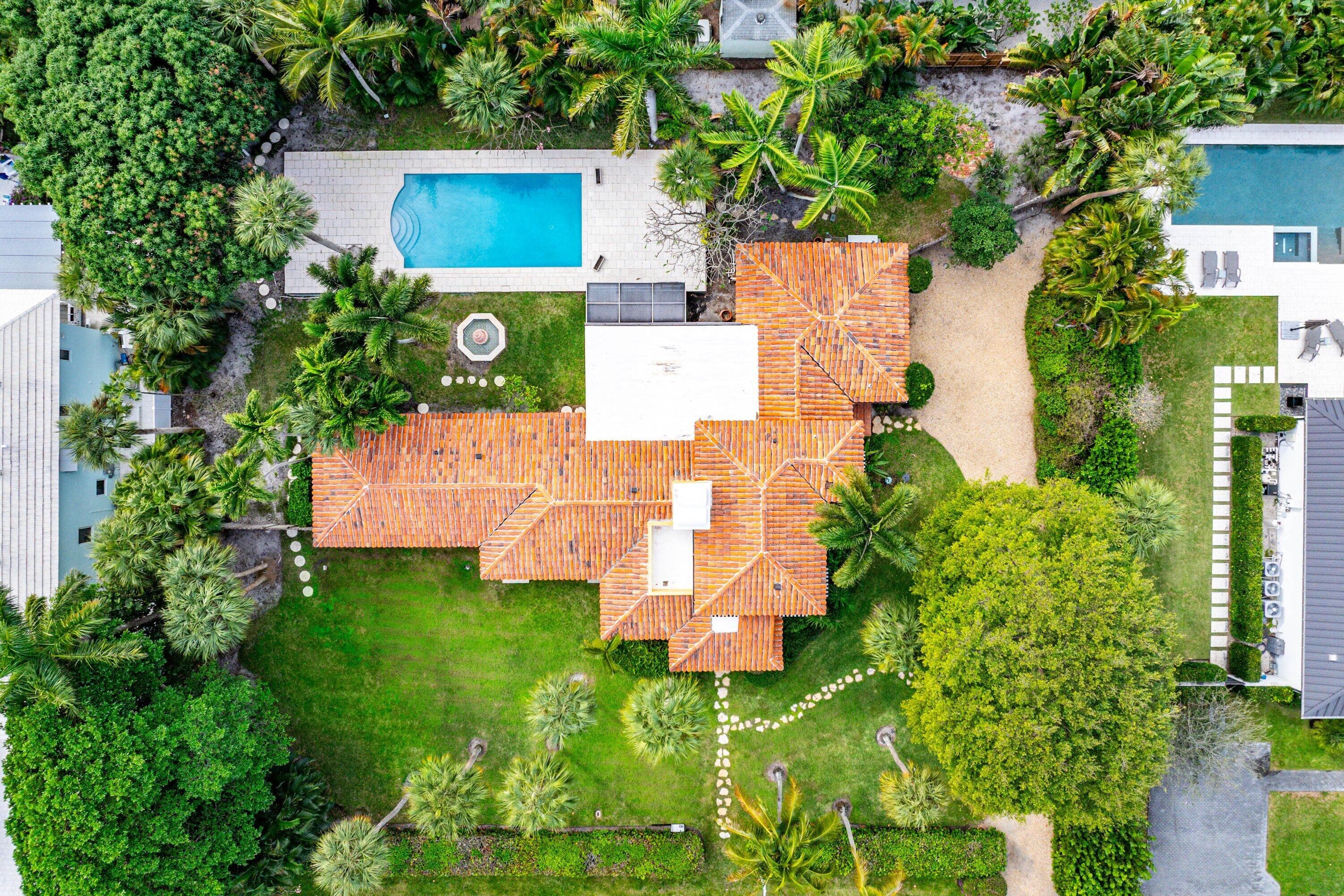 334 Palm Trail, Delray Beach, FL 33483 — photo 4 of 35