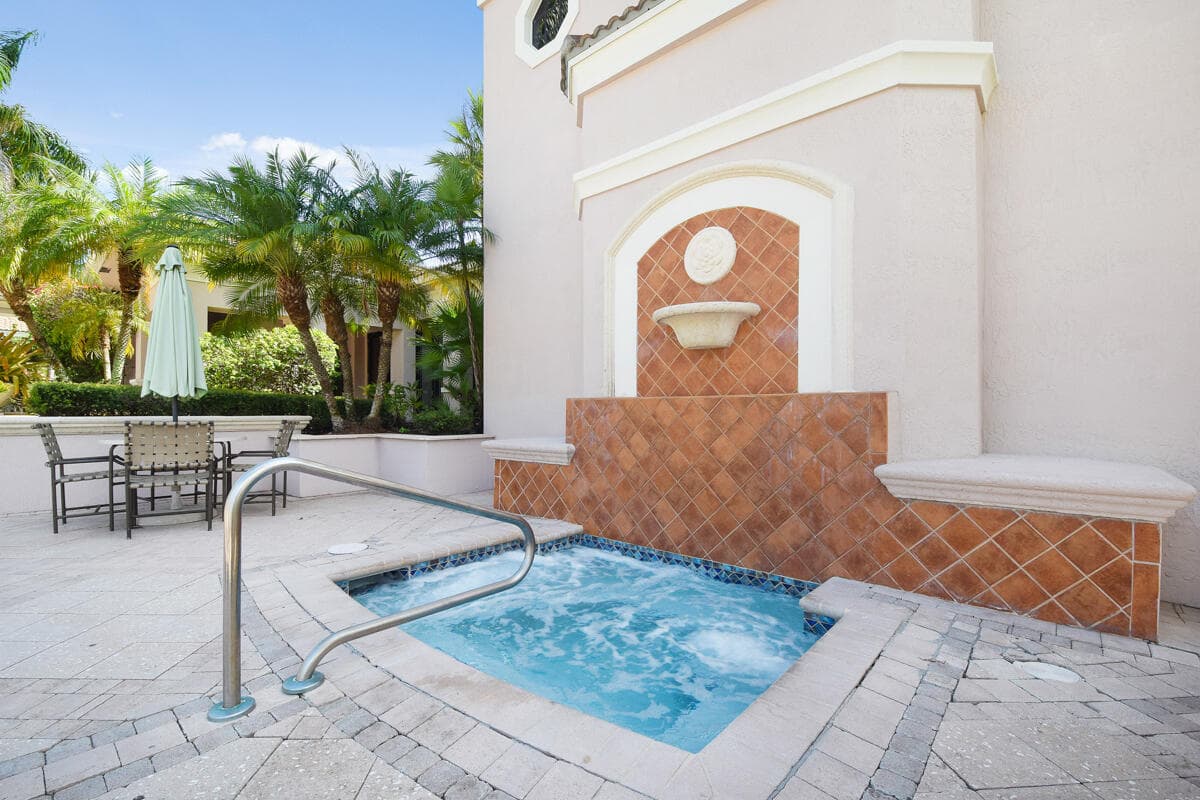 2916 Tuscany Court 104, Palm Beach Gardens, FL 33410 — photo 35 of 41