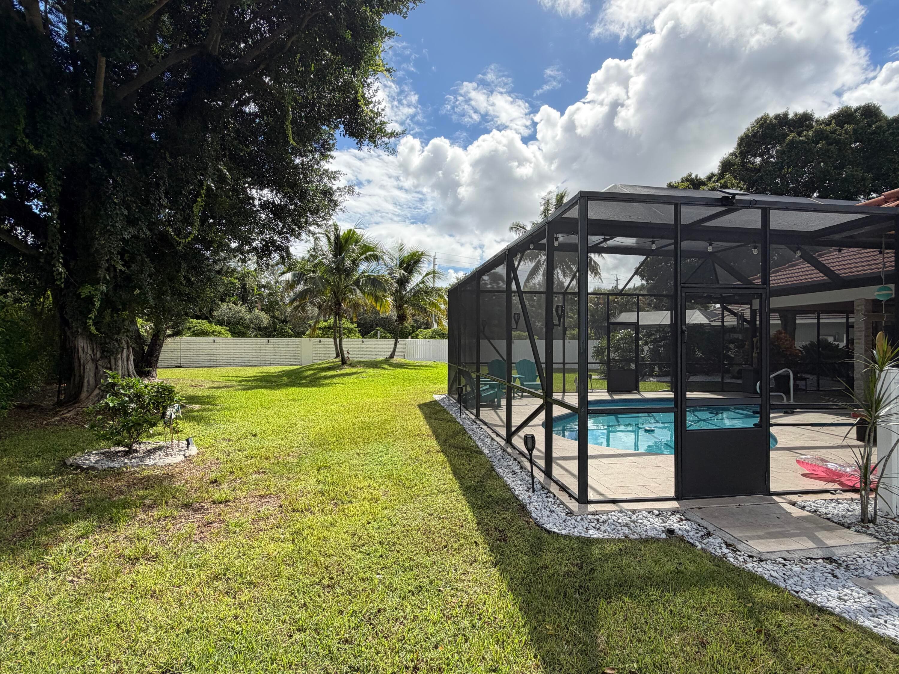 9050 Cypress Hollow Drive, Palm Beach Gardens, FL 33418 — photo 28 of 41