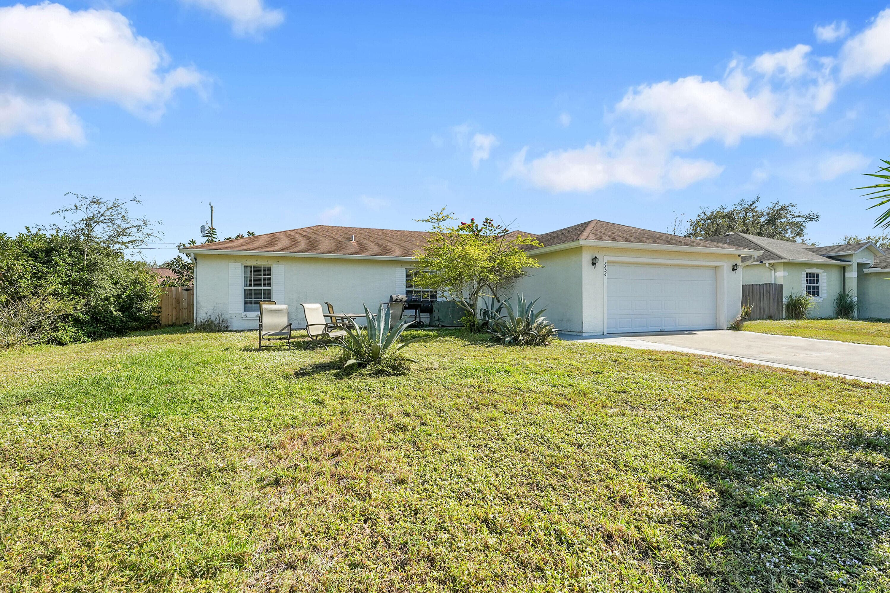 7856 101st Avenue, Vero Beach, FL 32967 — photo 4 of 42
