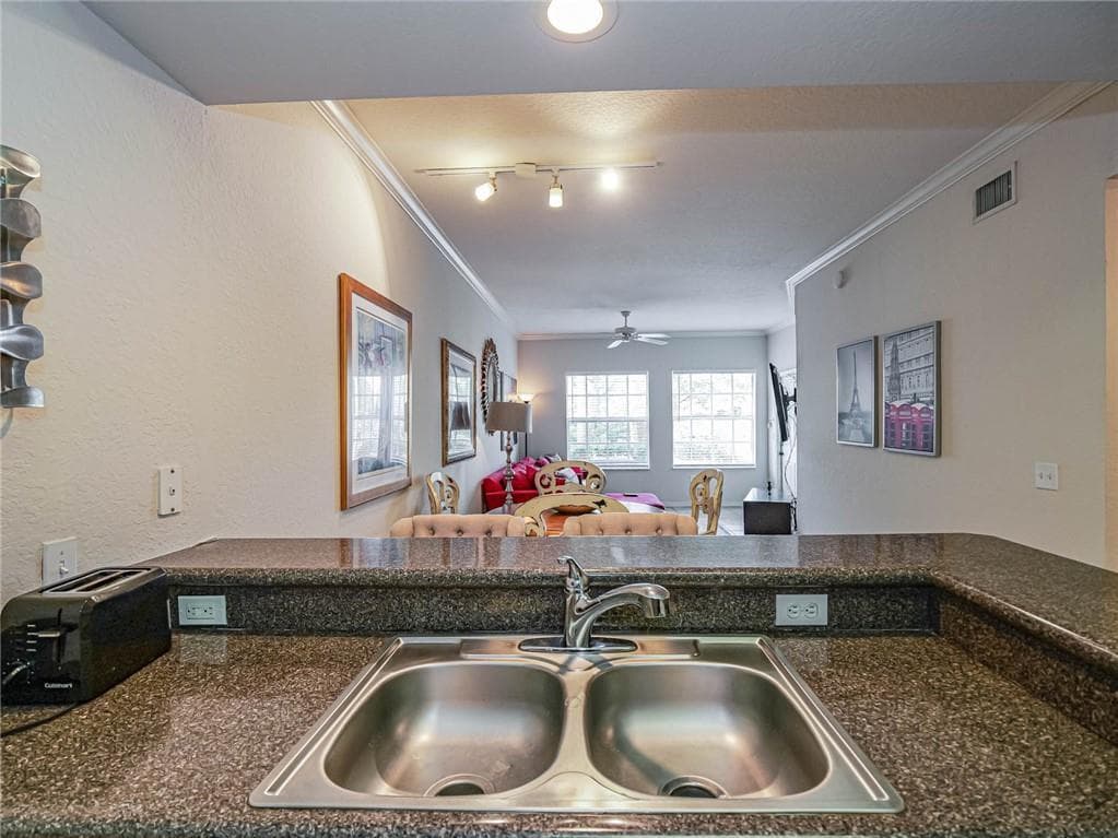 2288 57th Circle 2288, Vero Beach, FL 32966 — photo 14 of 35
