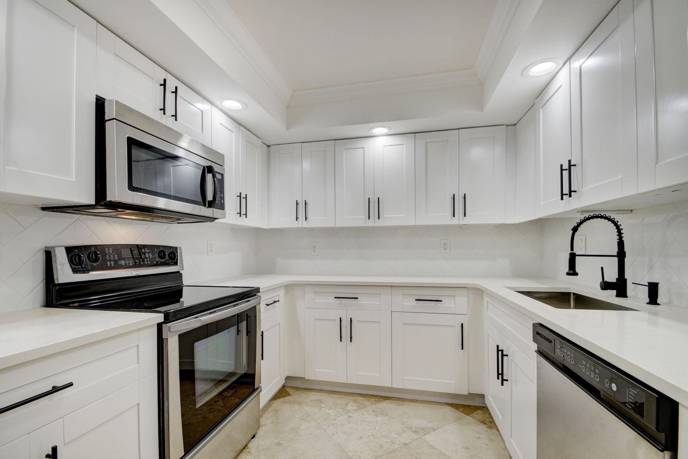 3250 S Ocean Boulevard 207s, Palm Beach, FL 33480 — photo 15 of 46