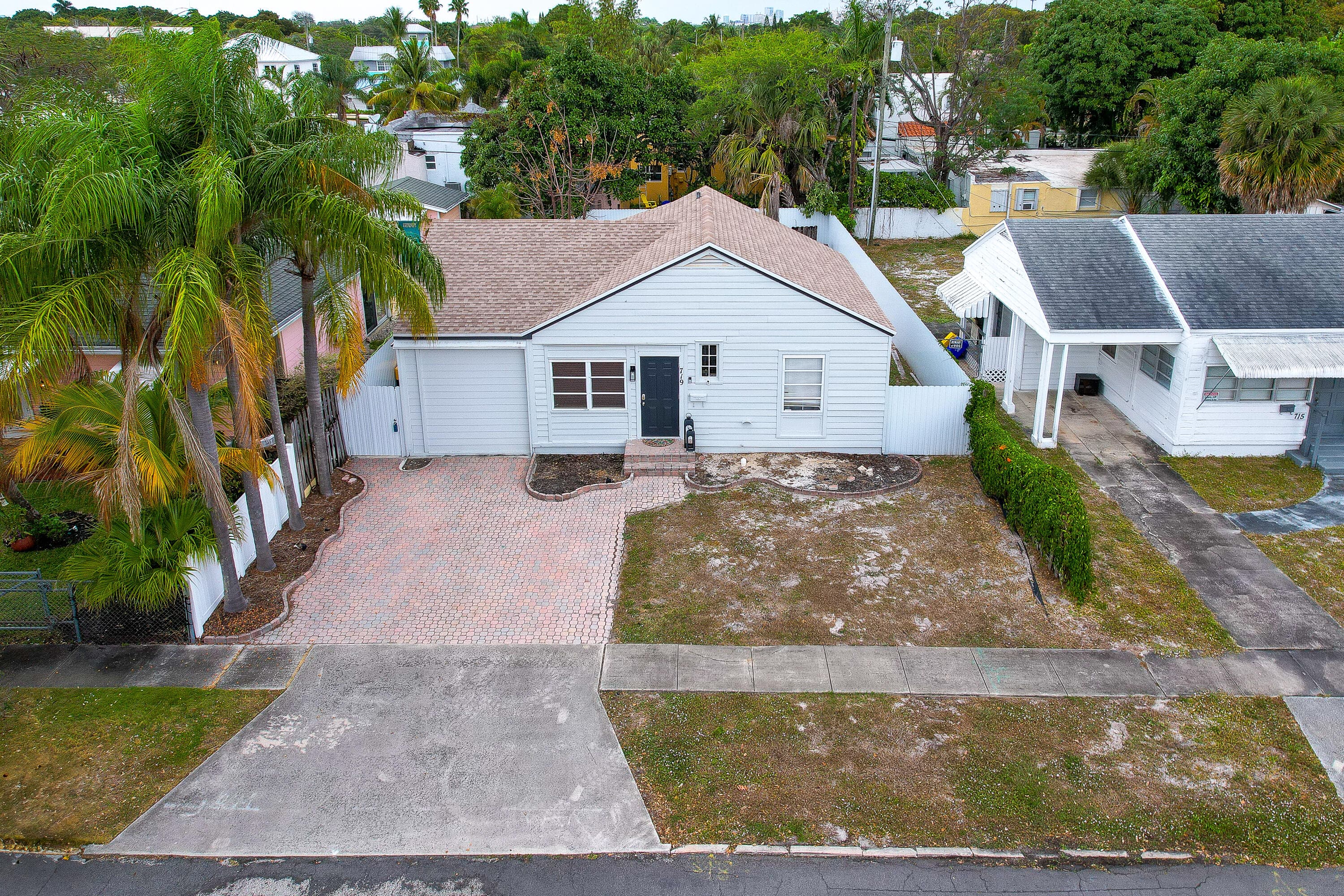 719 Valley Forge Road, West Palm Beach, FL 33405 — photo 27 of 29