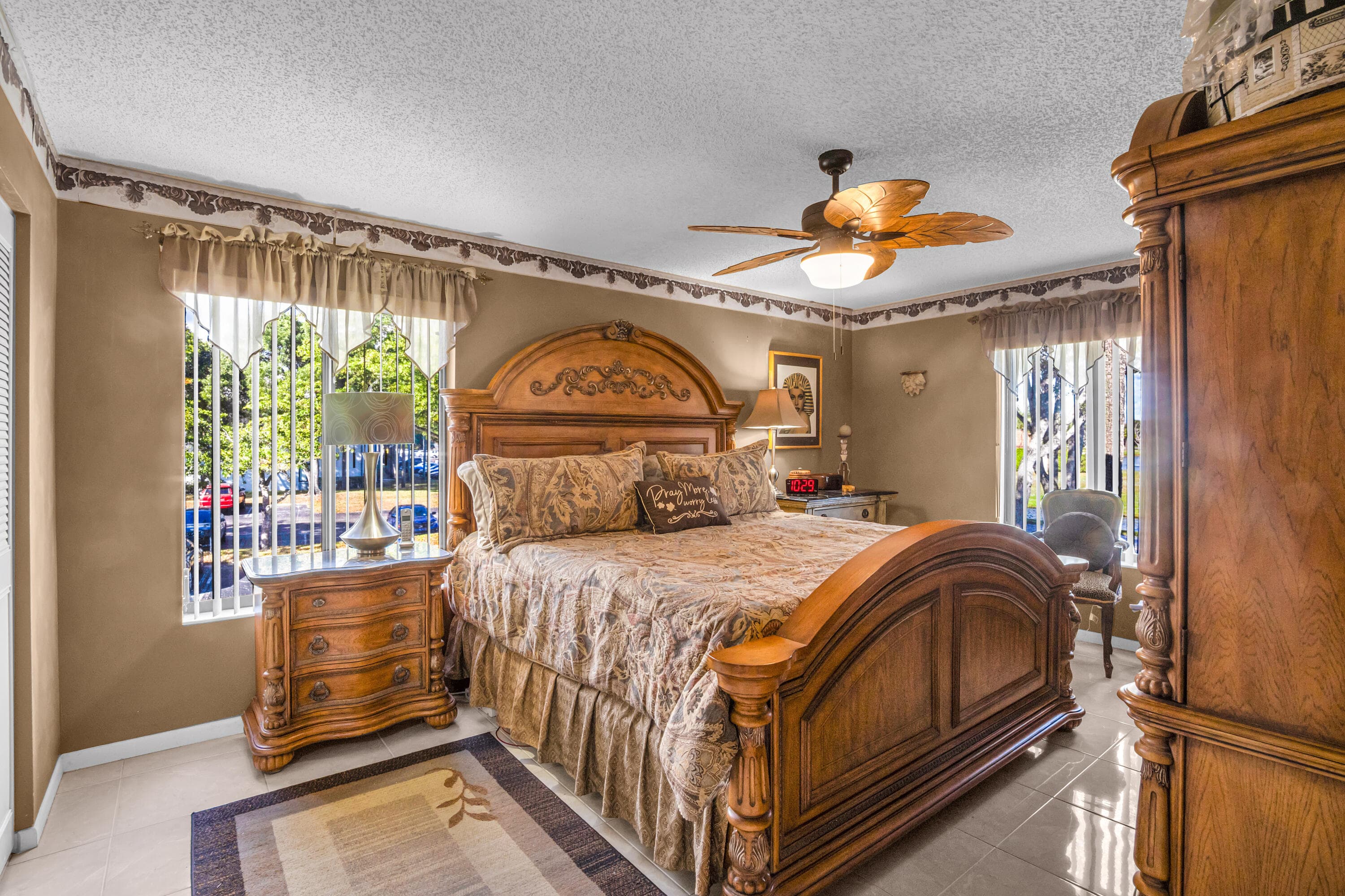 1012 Green Pine Boulevard H2, West Palm Beach, FL 33409 — photo 12 of 36