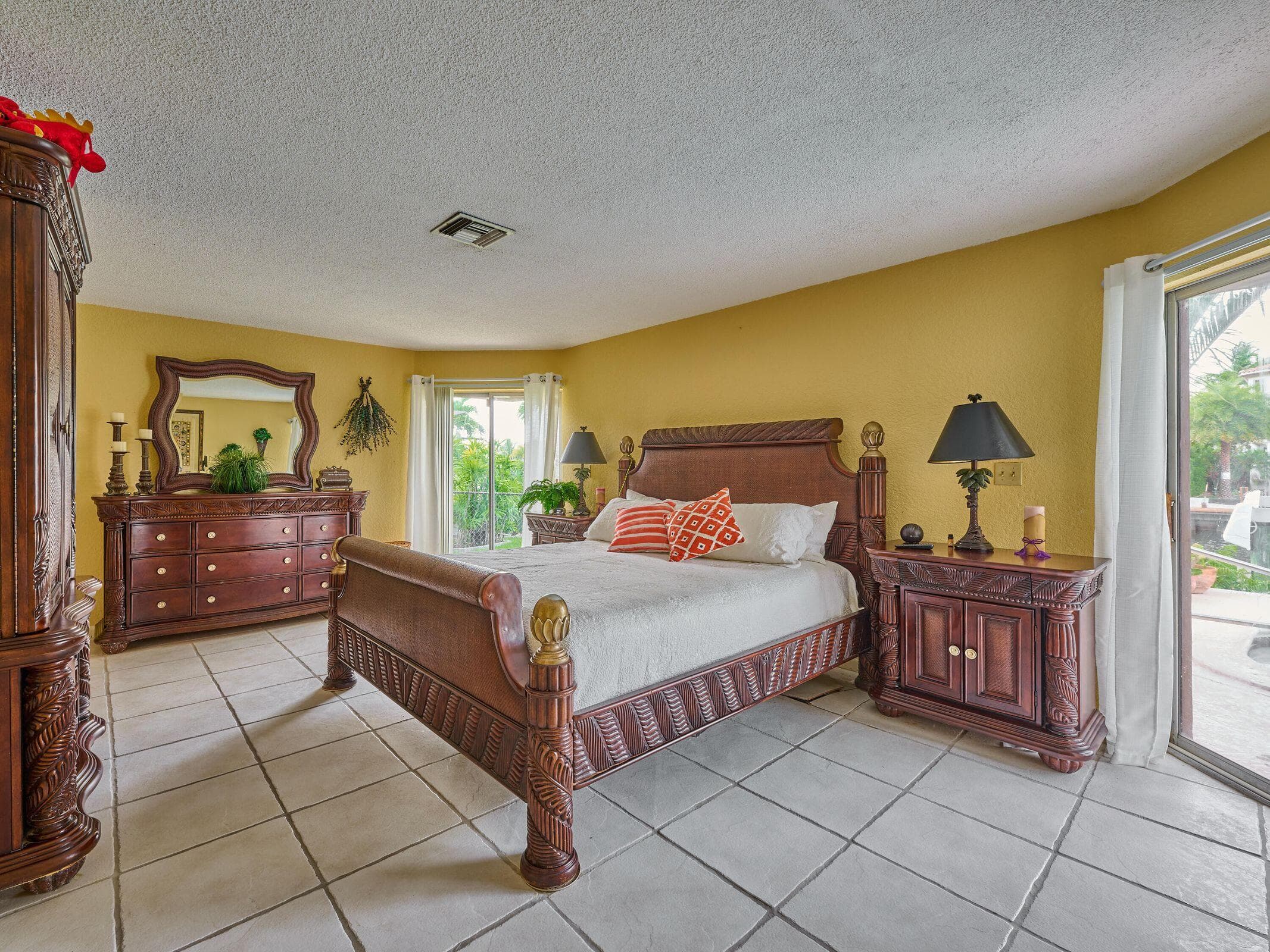 2810 NE 48th Court, Lighthouse Point, FL 33064 — photo 7 of 17
