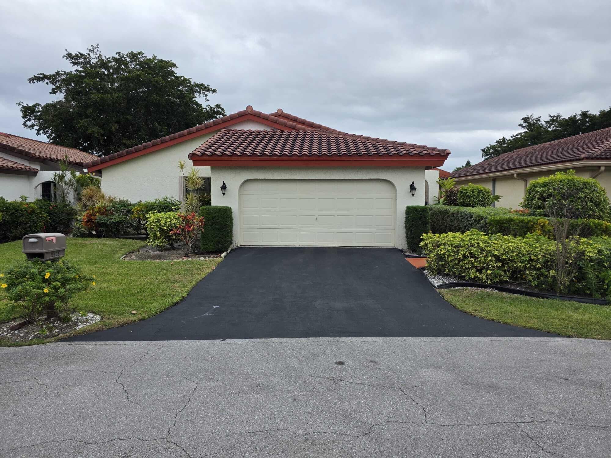 5665 Lakeview Mews Drive, Boynton Beach, FL 33437 — photo 2 of 28