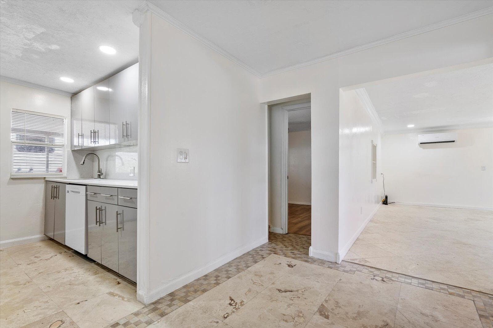 236 SW 14th Street, Dania Beach, FL 33004 — photo 5 of 19