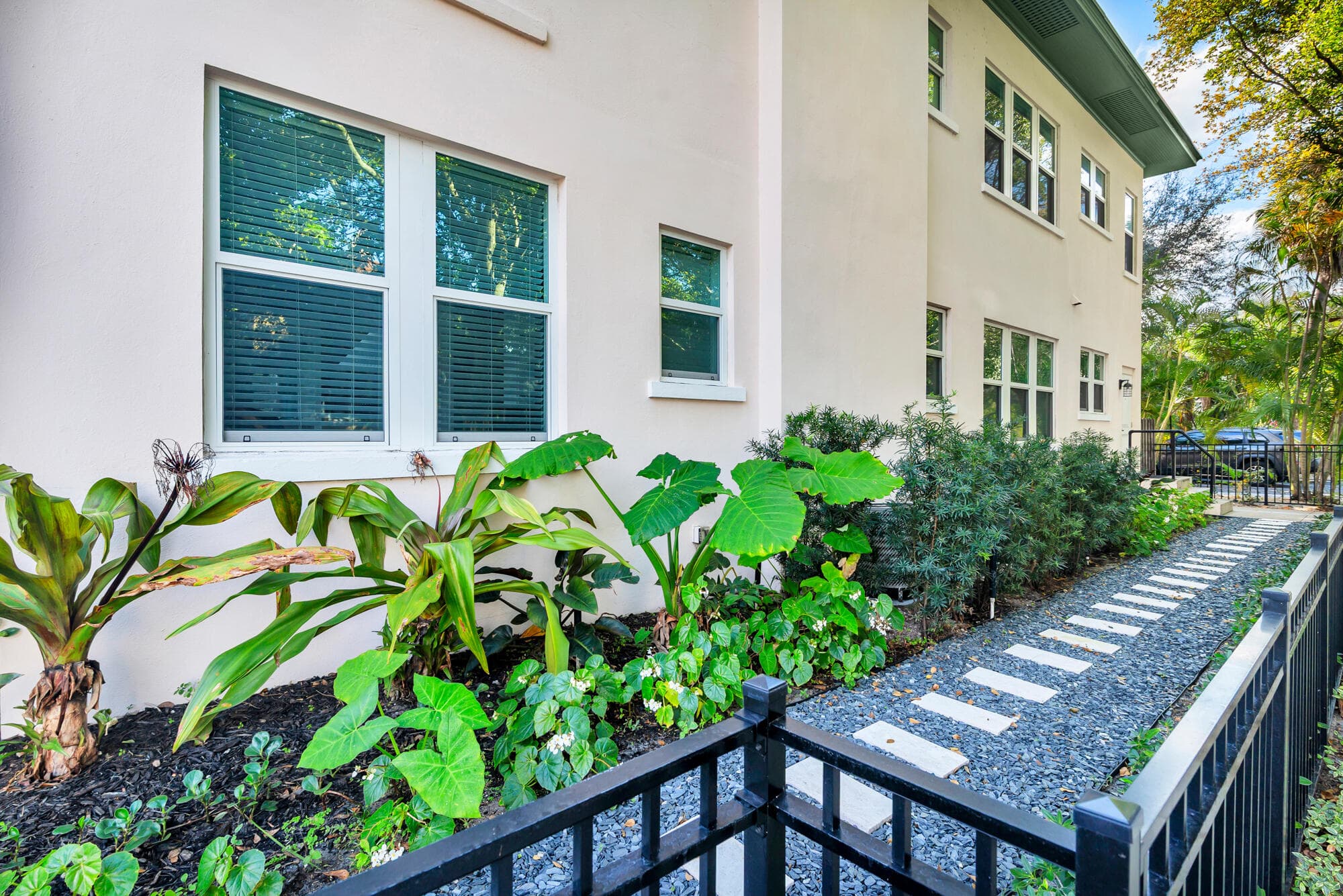 1701 S Olive Avenue, West Palm Beach, FL 33401 — photo 14 of 17