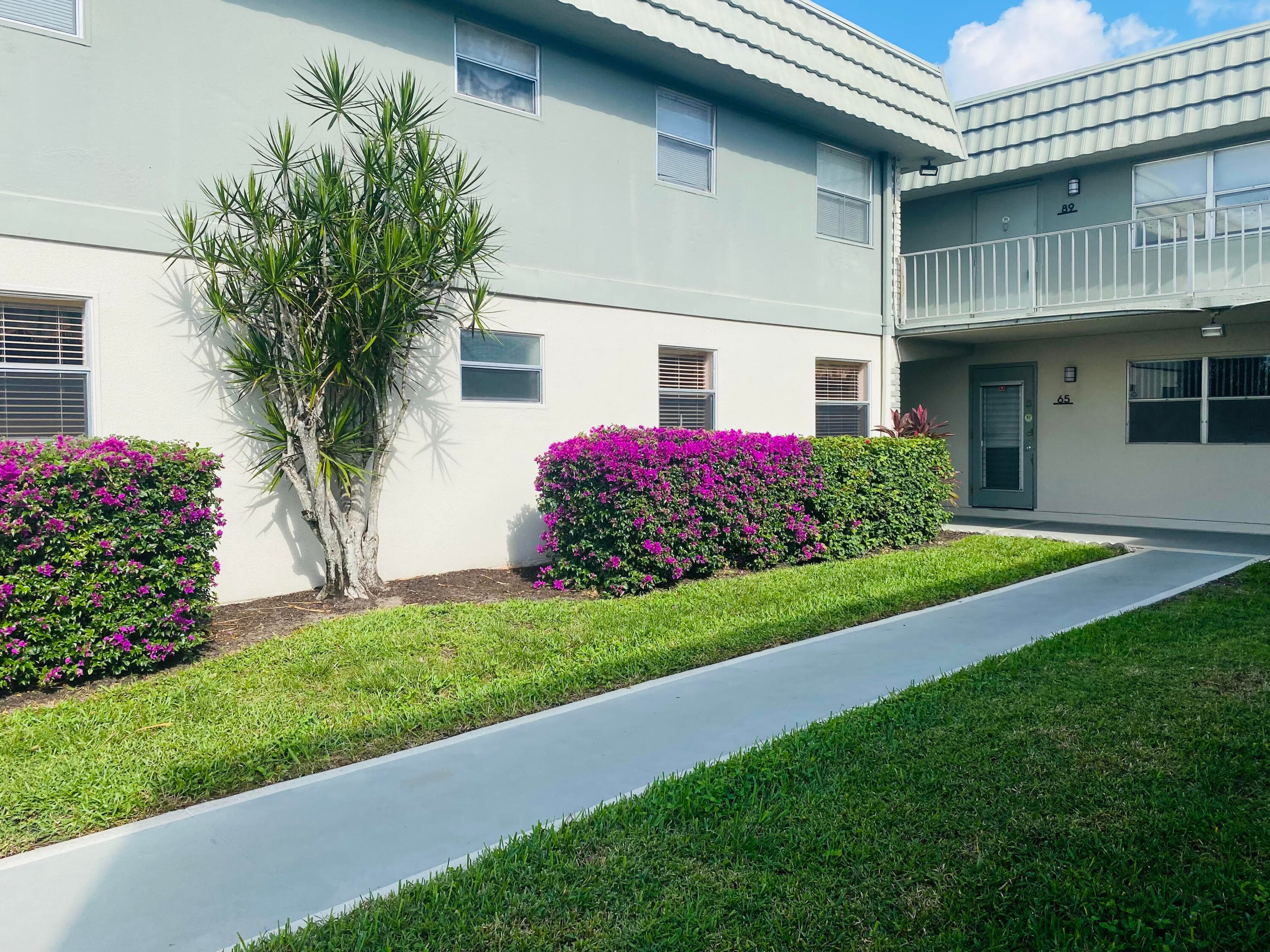 64 Flanders B 64, Delray Beach, FL 33484 — photo 21 of 36