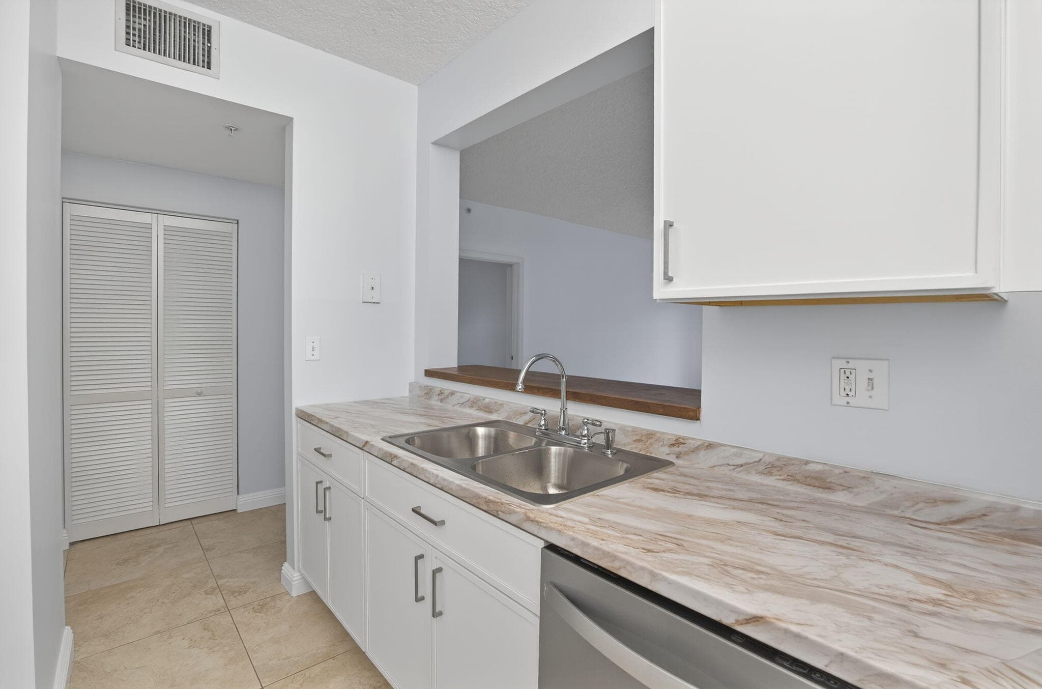 800 Uno Lago Drive 102, Juno Beach, FL 33408 — photo 12 of 54