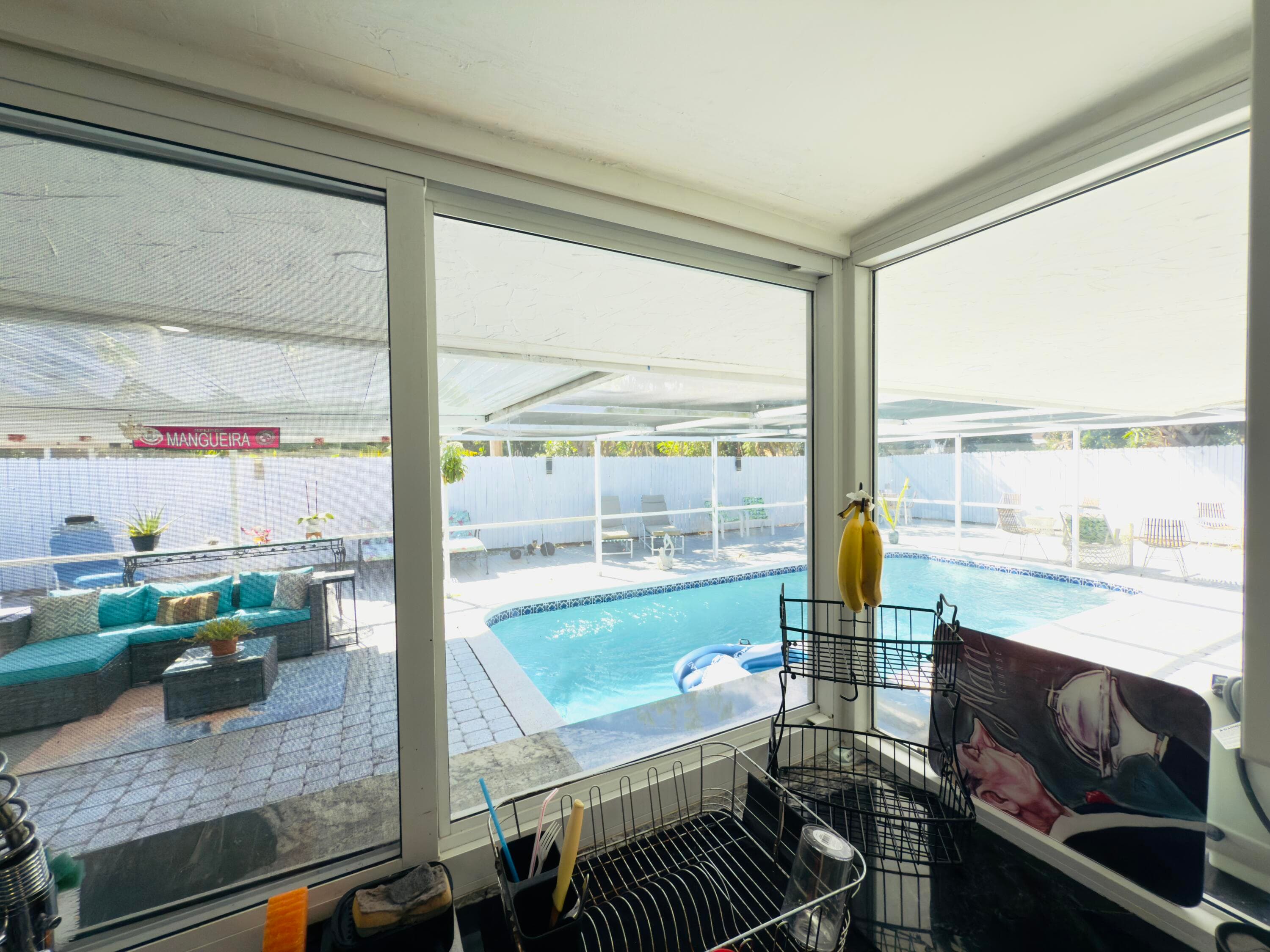 230 NE 25th Street, Pompano Beach, FL 33064 — photo 17 of 66