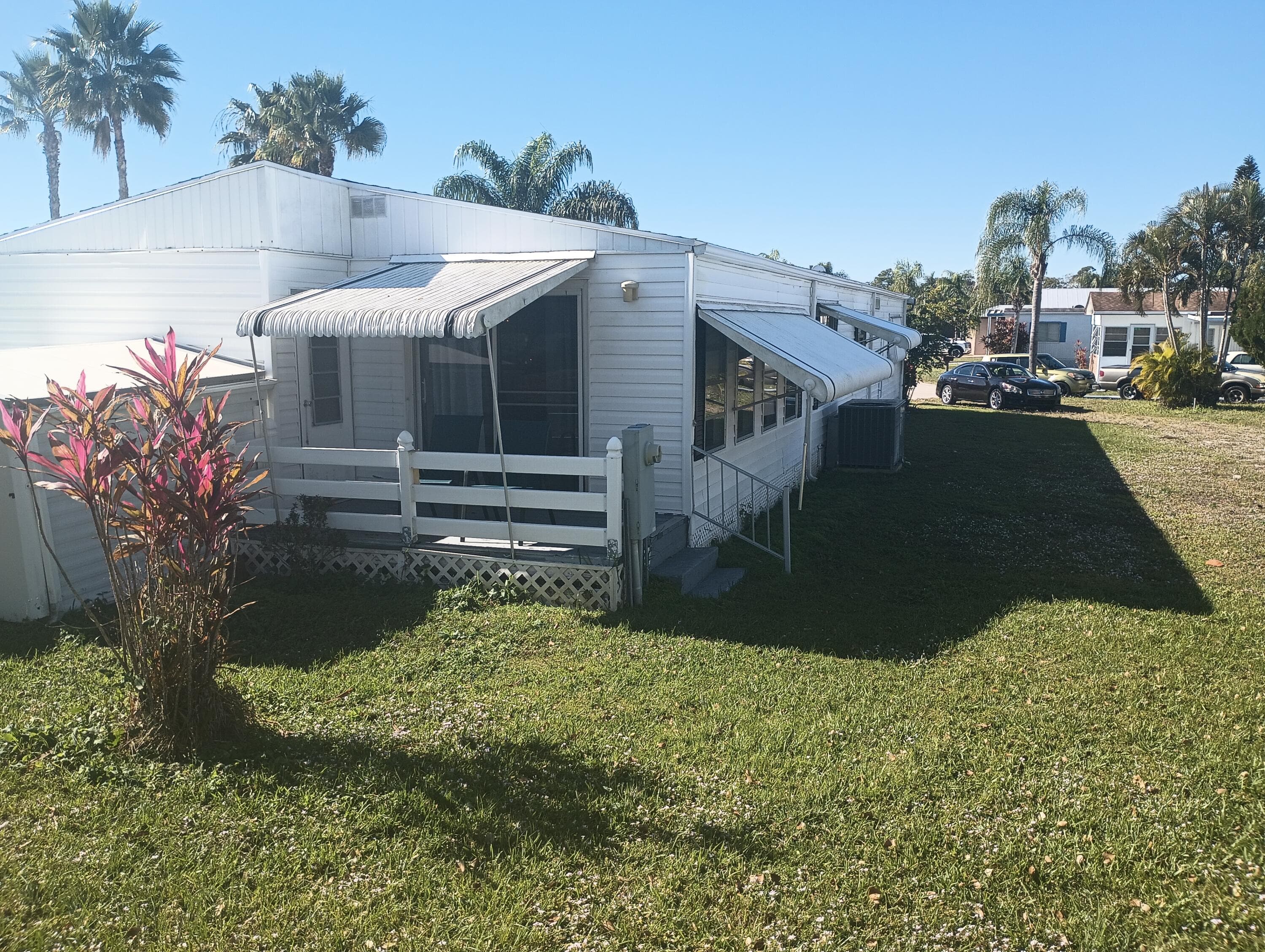 12 Universidad Lane, Port St. Lucie, FL 34952 — photo 5 of 28