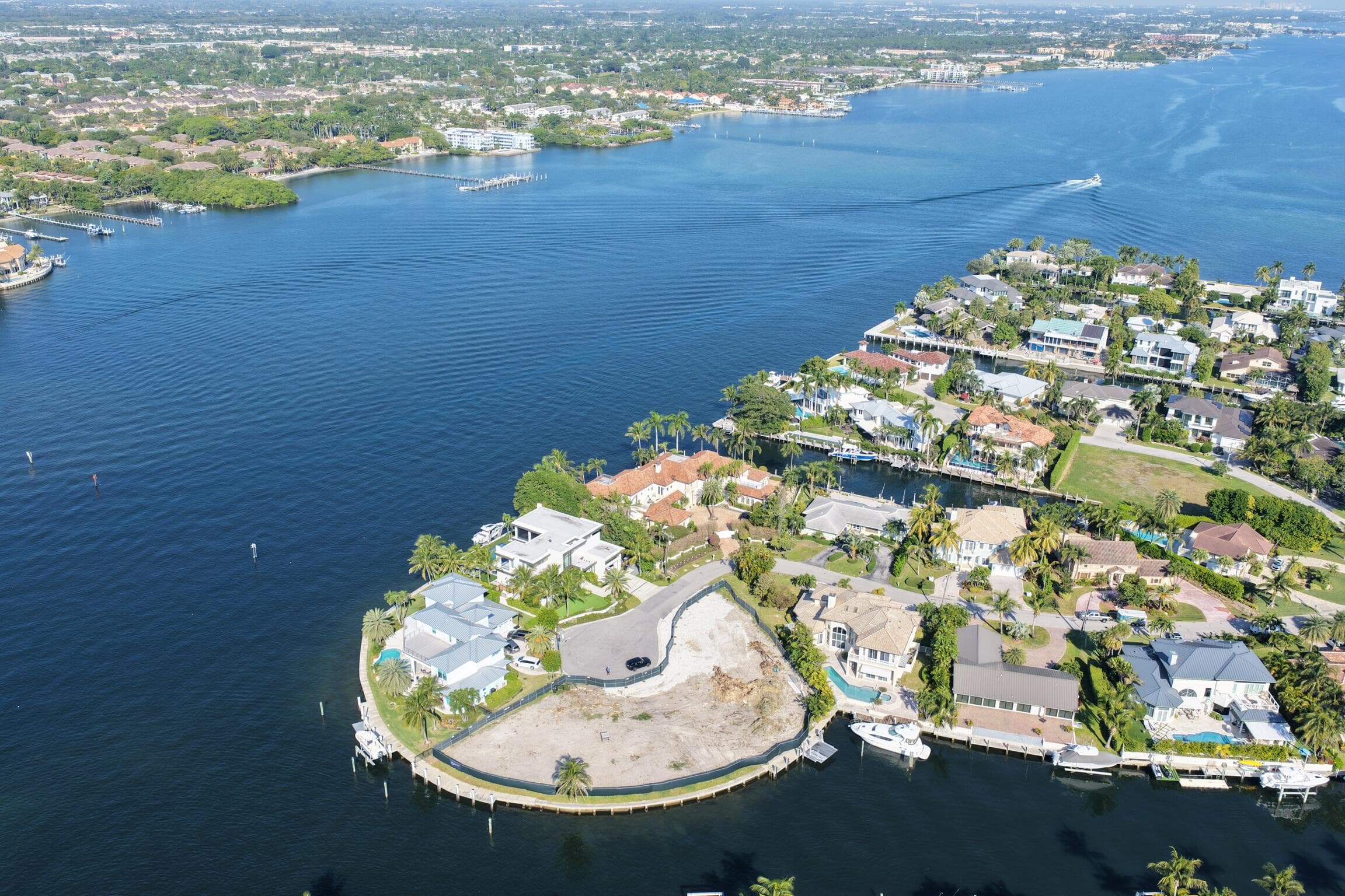 92 Island Drive S, Ocean Ridge, FL 33435 — photo 10 of 35