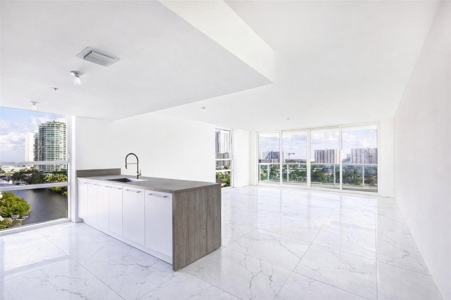 400 Sunny Isles Boulevard 1022, Sunny Isles Beach, FL 33160 — photo 18 of 34