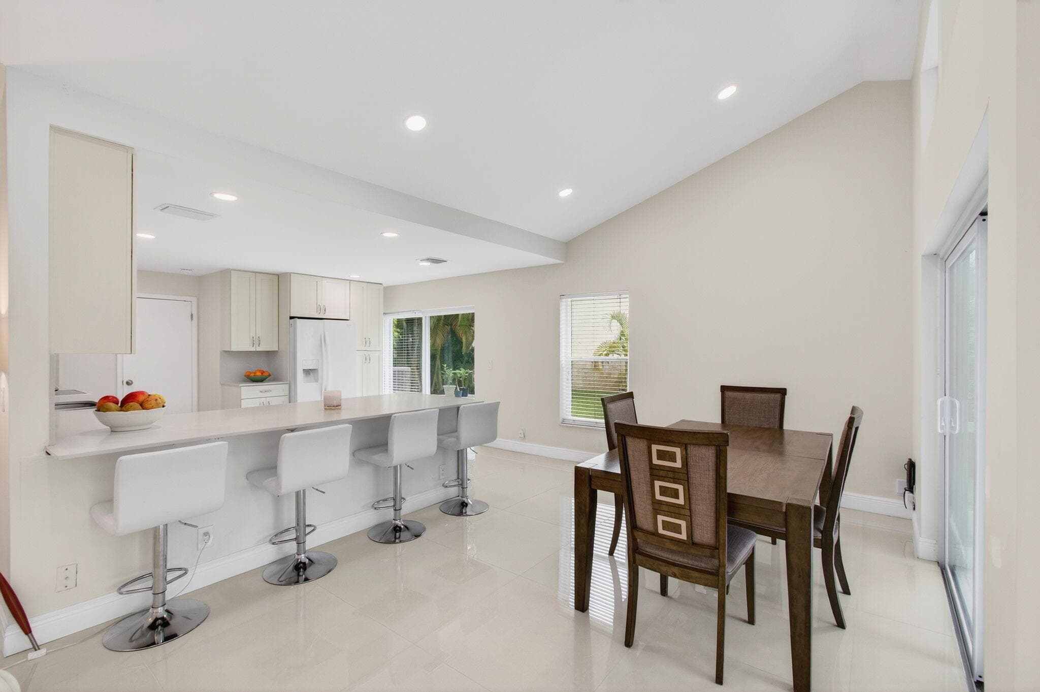 5735 Lakeview Mews Circle, Boynton Beach, FL 33437 — photo 9 of 74