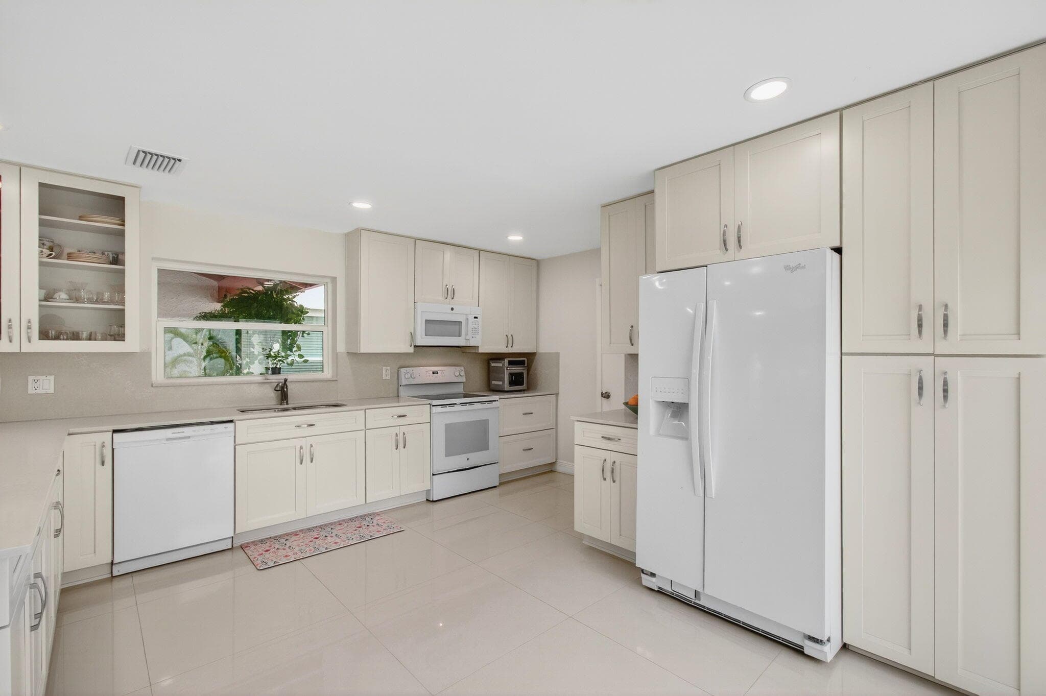5735 Lakeview Mews Circle, Boynton Beach, FL 33437 — photo 12 of 74