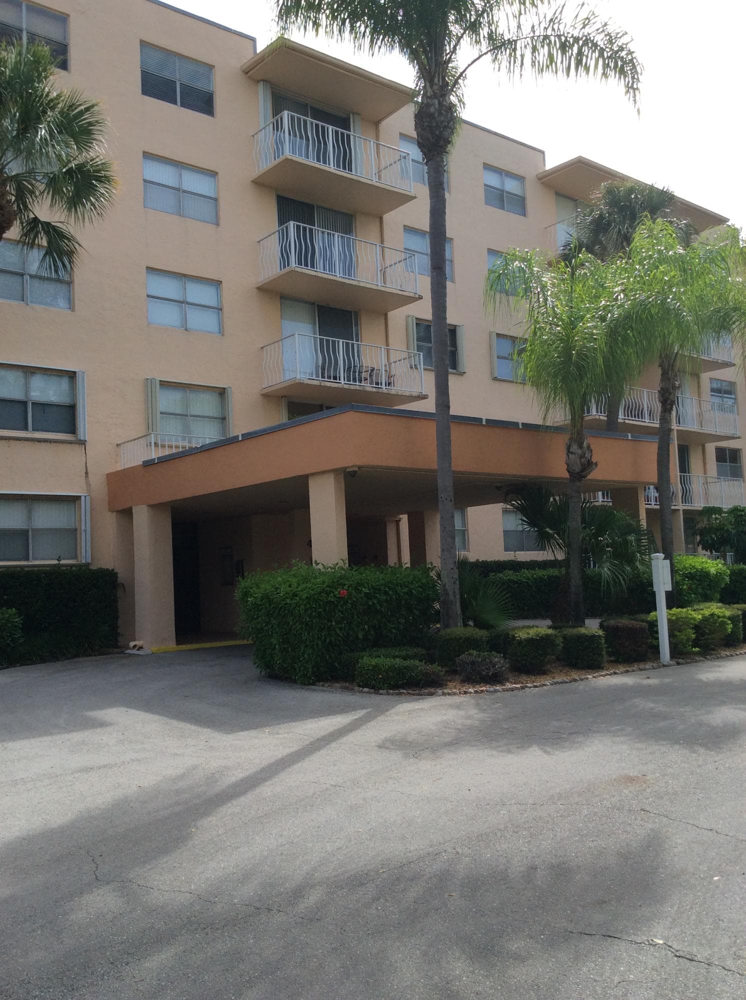 470 Executive Center Drive 2k, West Palm Beach, FL 33401 — photo 13 of 24