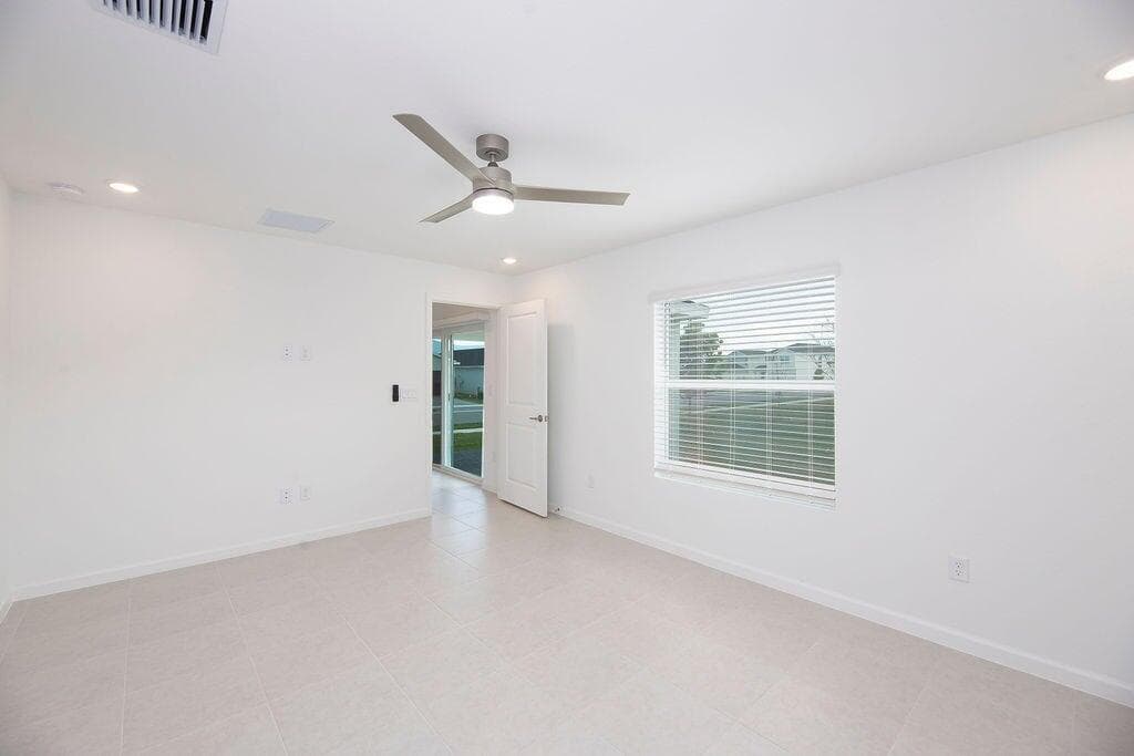 11146 NW Fernbrook Drive, Port St. Lucie, FL 34987 — photo 16 of 39