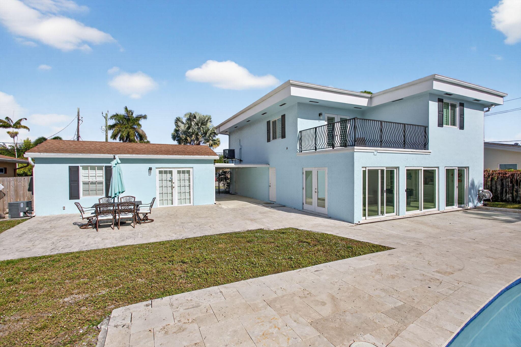 736 NE 34th Court, Oakland Park, FL 33334 — photo 6 of 47