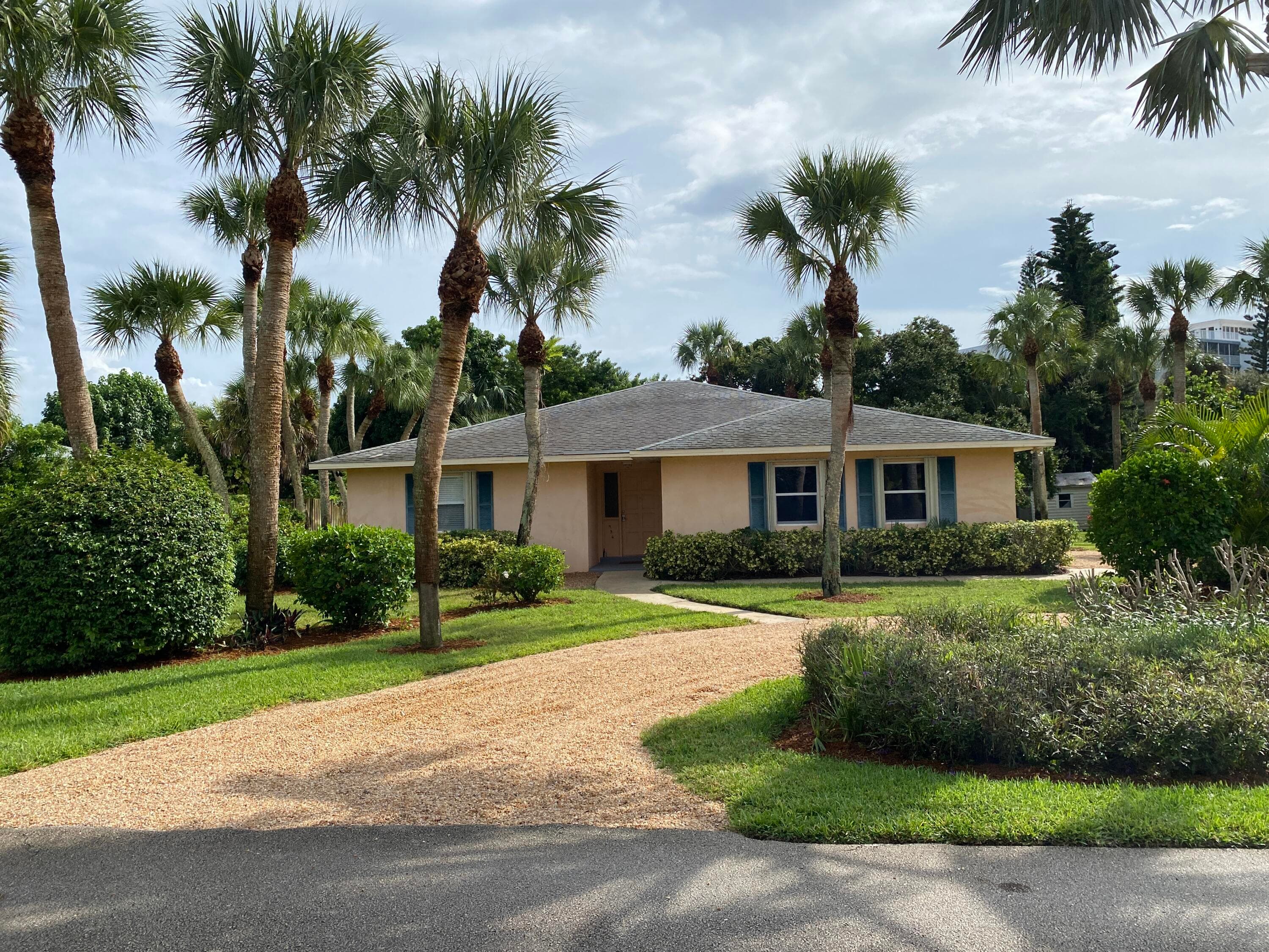 956 Tulip Lane, Vero Beach, FL 32963 — photo 5 of 52