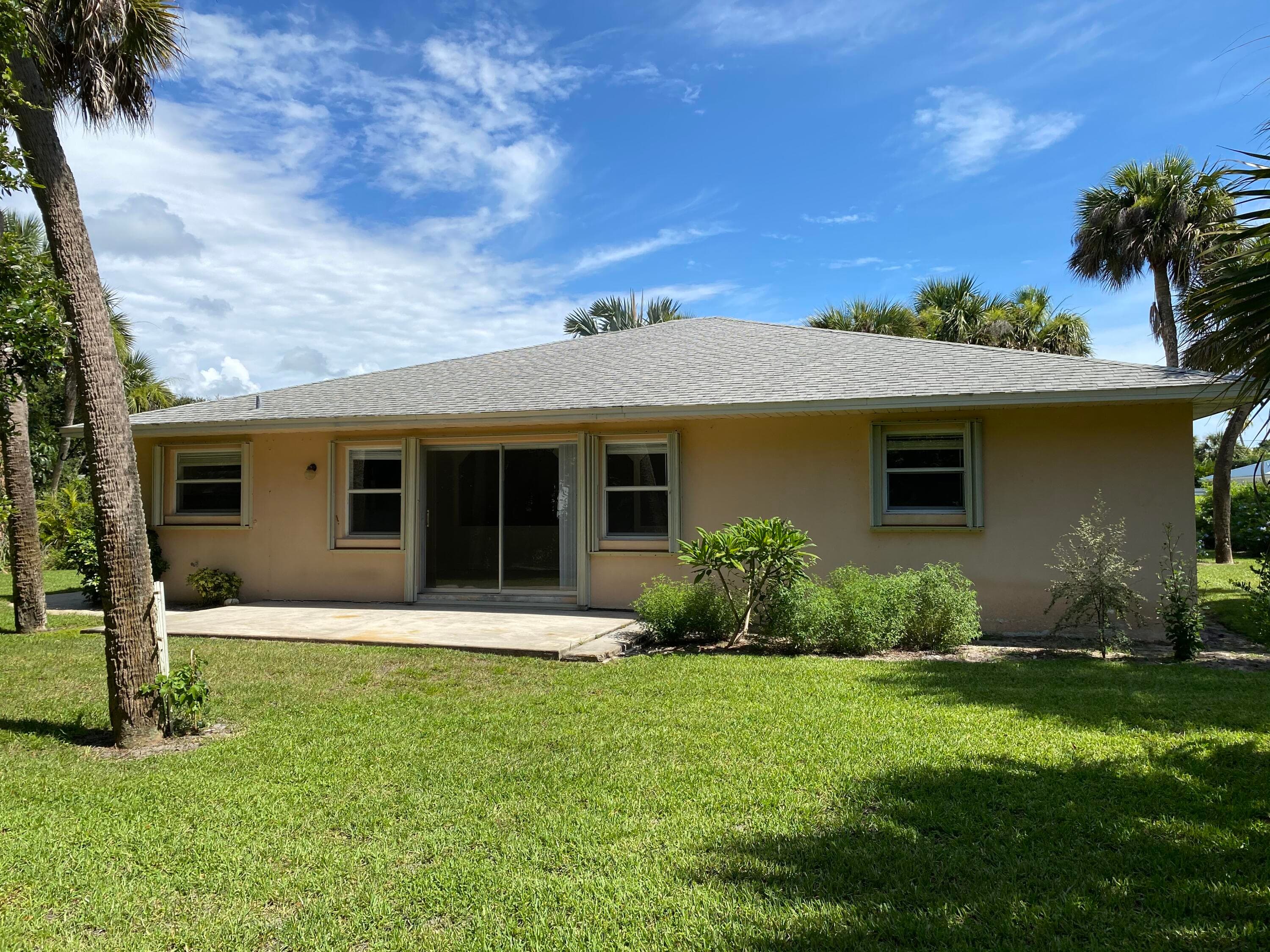 956 Tulip Lane, Vero Beach, FL 32963 — photo 32 of 52