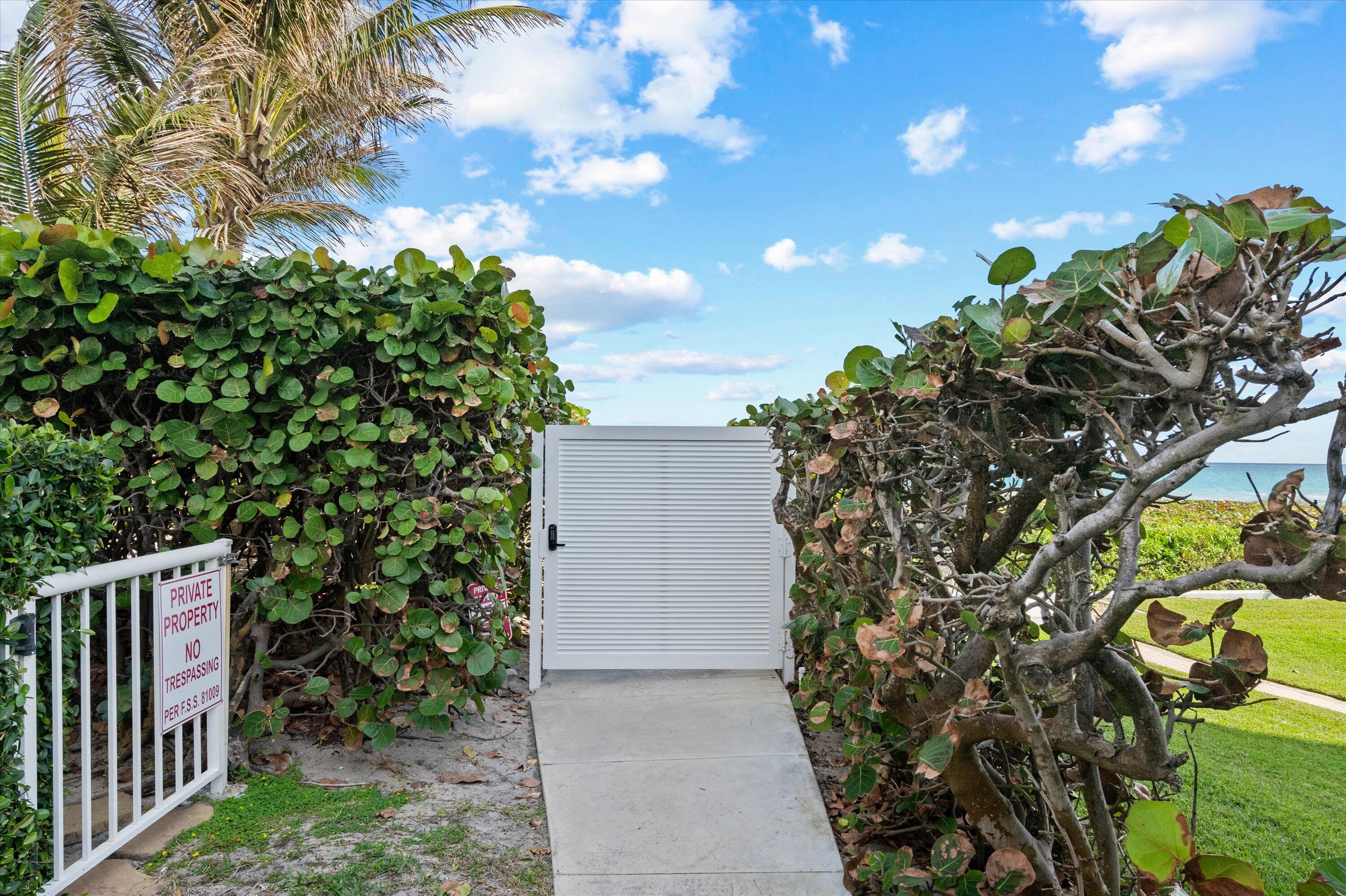2760 S Ocean Boulevard 517, Palm Beach, FL 33480 — photo 29 of 32