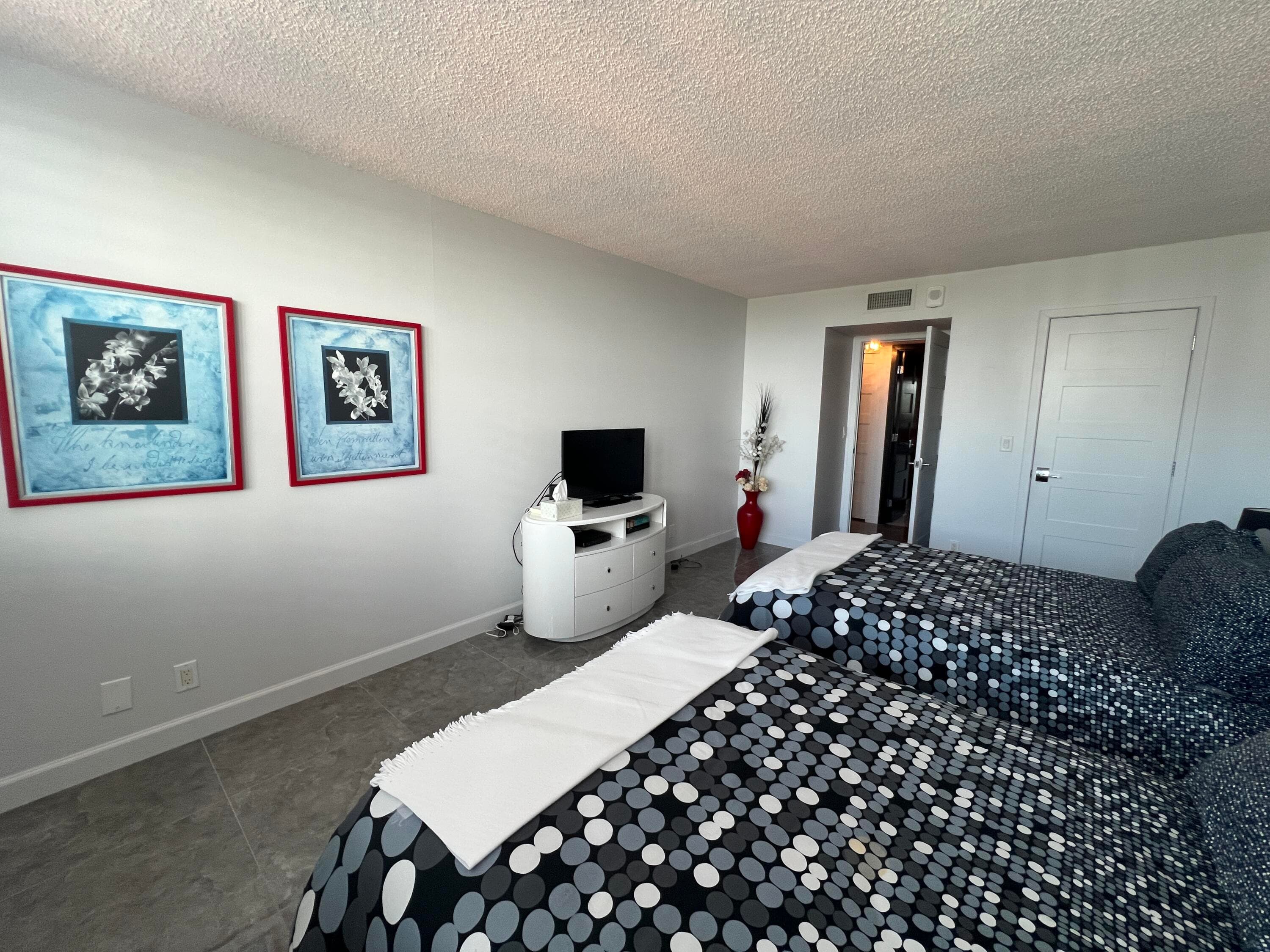 3400 N Ocean Drive 905, Singer Island, FL 33404 — photo 37 of 38