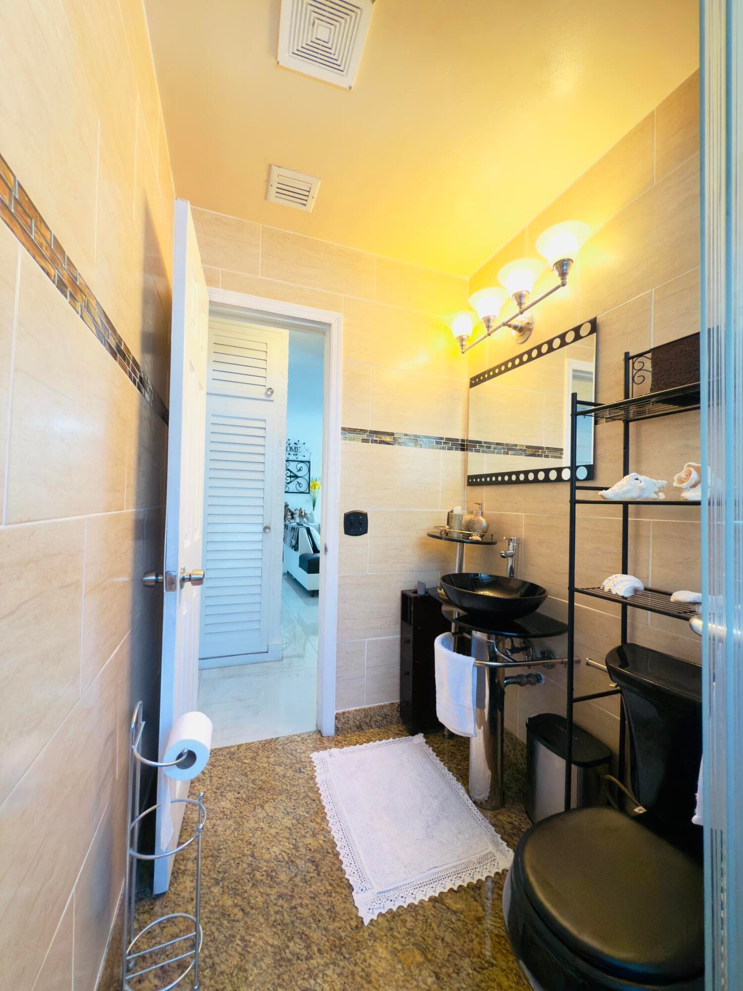 230 NE 25th Street, Pompano Beach, FL 33064 — photo 28 of 66