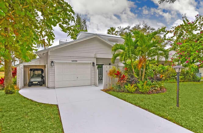 12698 SE Cascades Court, Hobe Sound, FL 33455 — photo 2 of 61