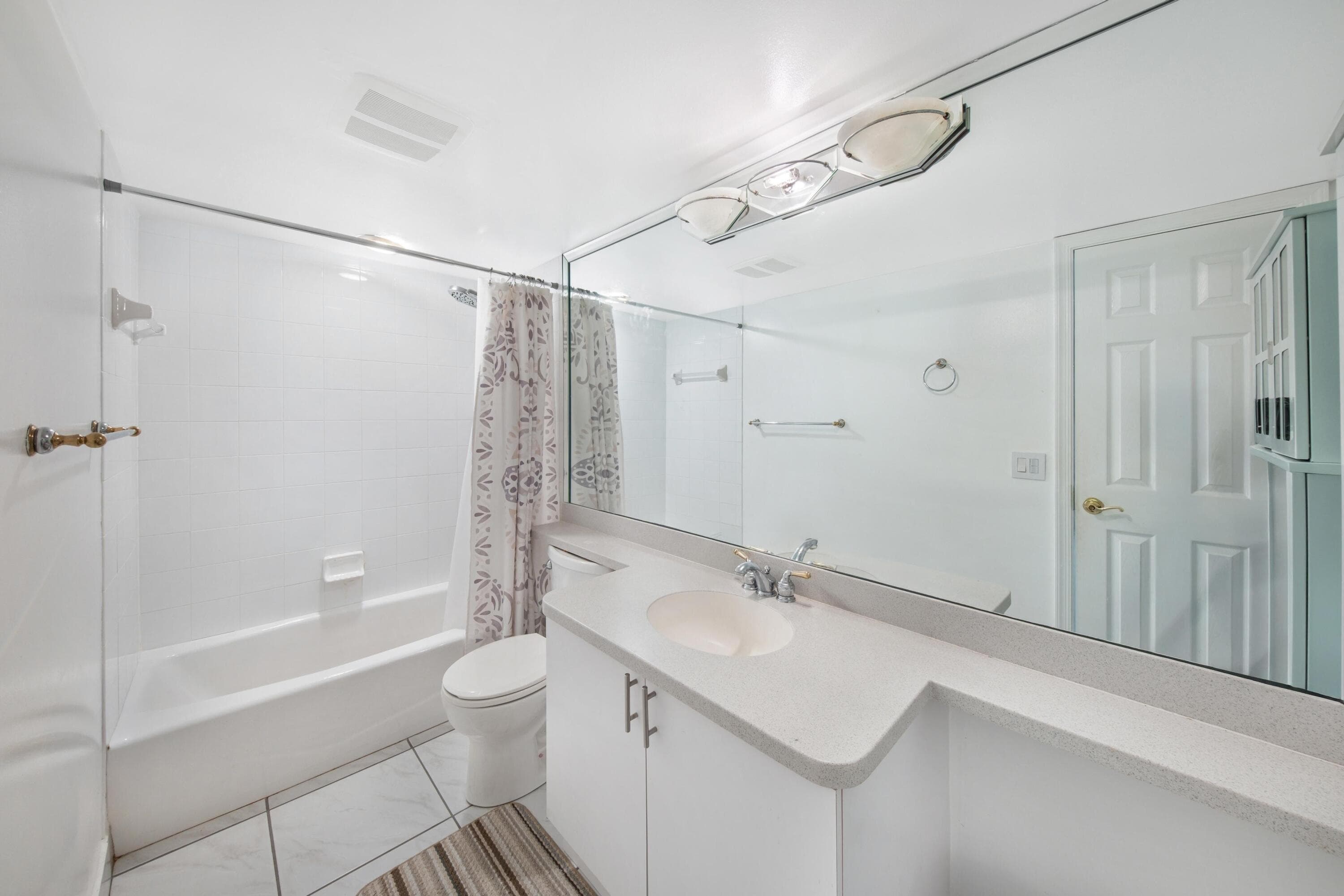 1370 S Ocean Boulevard 1703, Pompano Beach, FL 33062 — photo 13 of 41