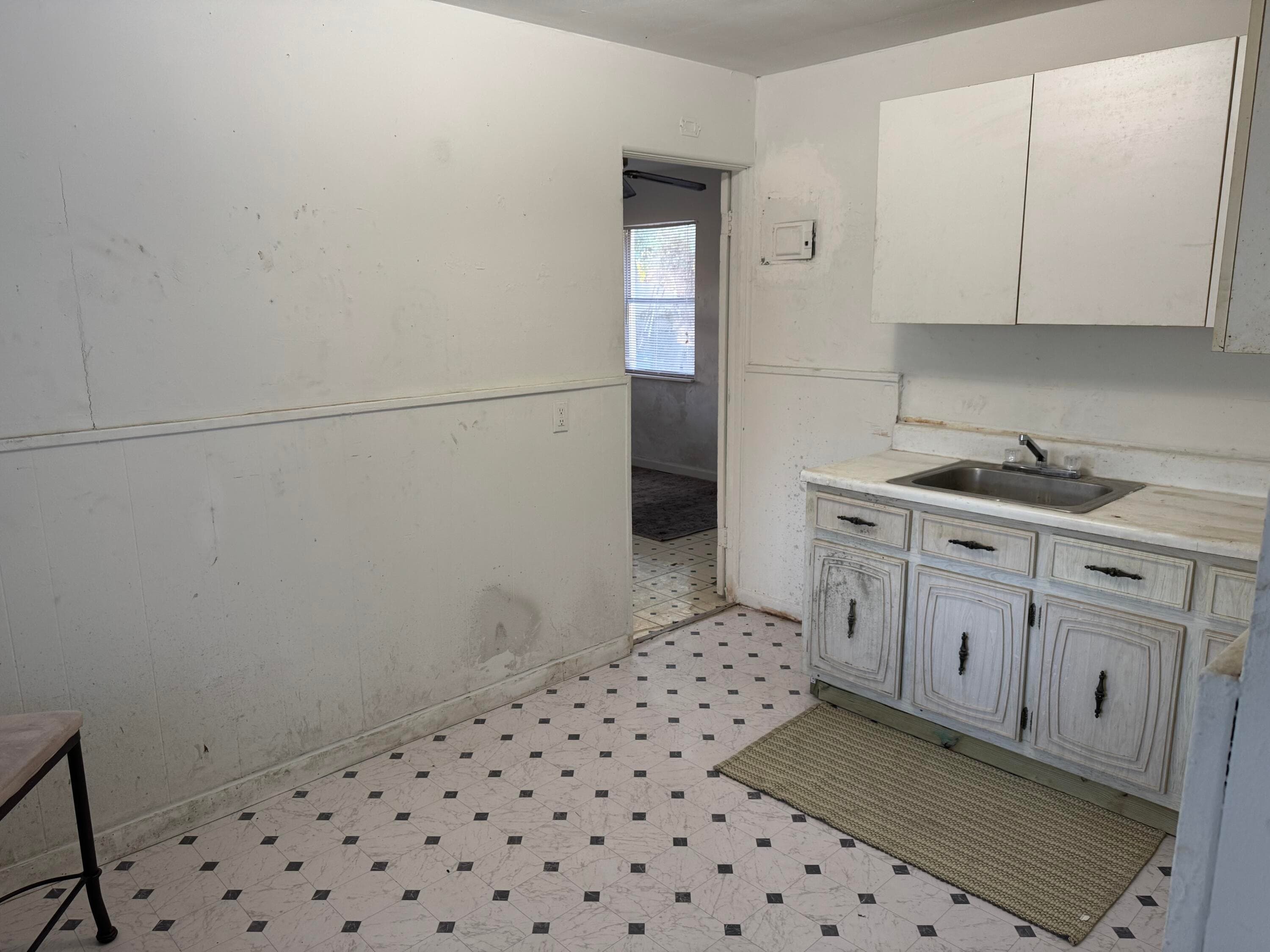 416 58th Street, West Palm Beach, FL 33407 — photo 10 of 30