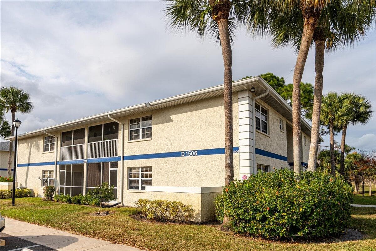 1506 SE Royal Green Circle 204, Port St. Lucie, FL 34952 — photo 8 of 42