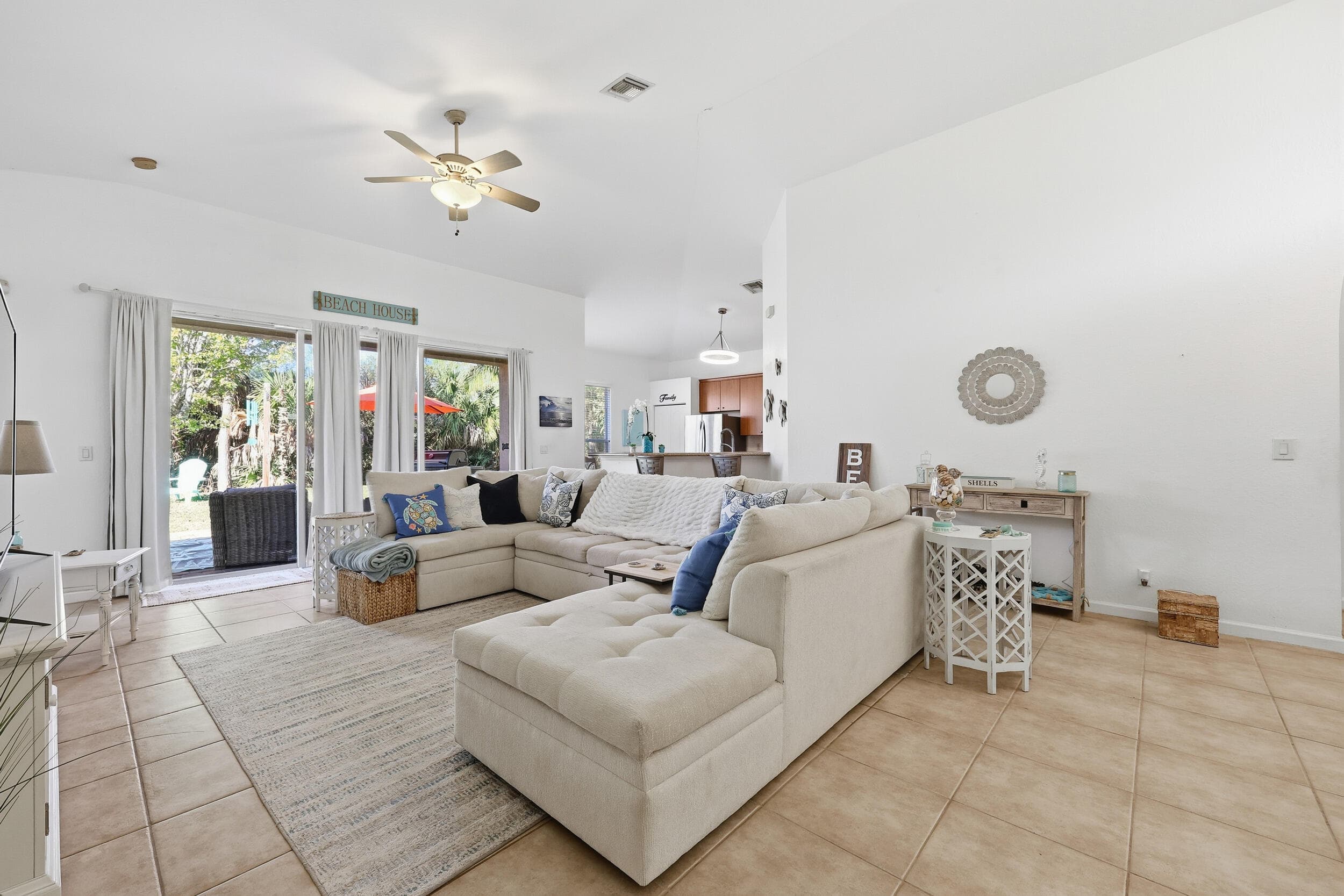5427 Place Lake Drive, Fort Pierce, FL 34951 — photo 3 of 31