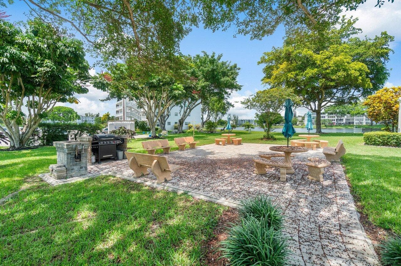 3024 Oakridge D 3024, Deerfield Beach, FL 33442 — photo 35 of 42