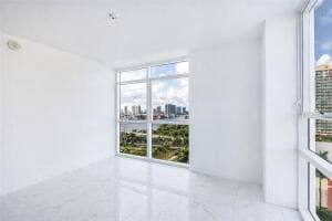 400 Sunny Isles Boulevard 1022, Sunny Isles Beach, FL 33160 — photo 27 of 33