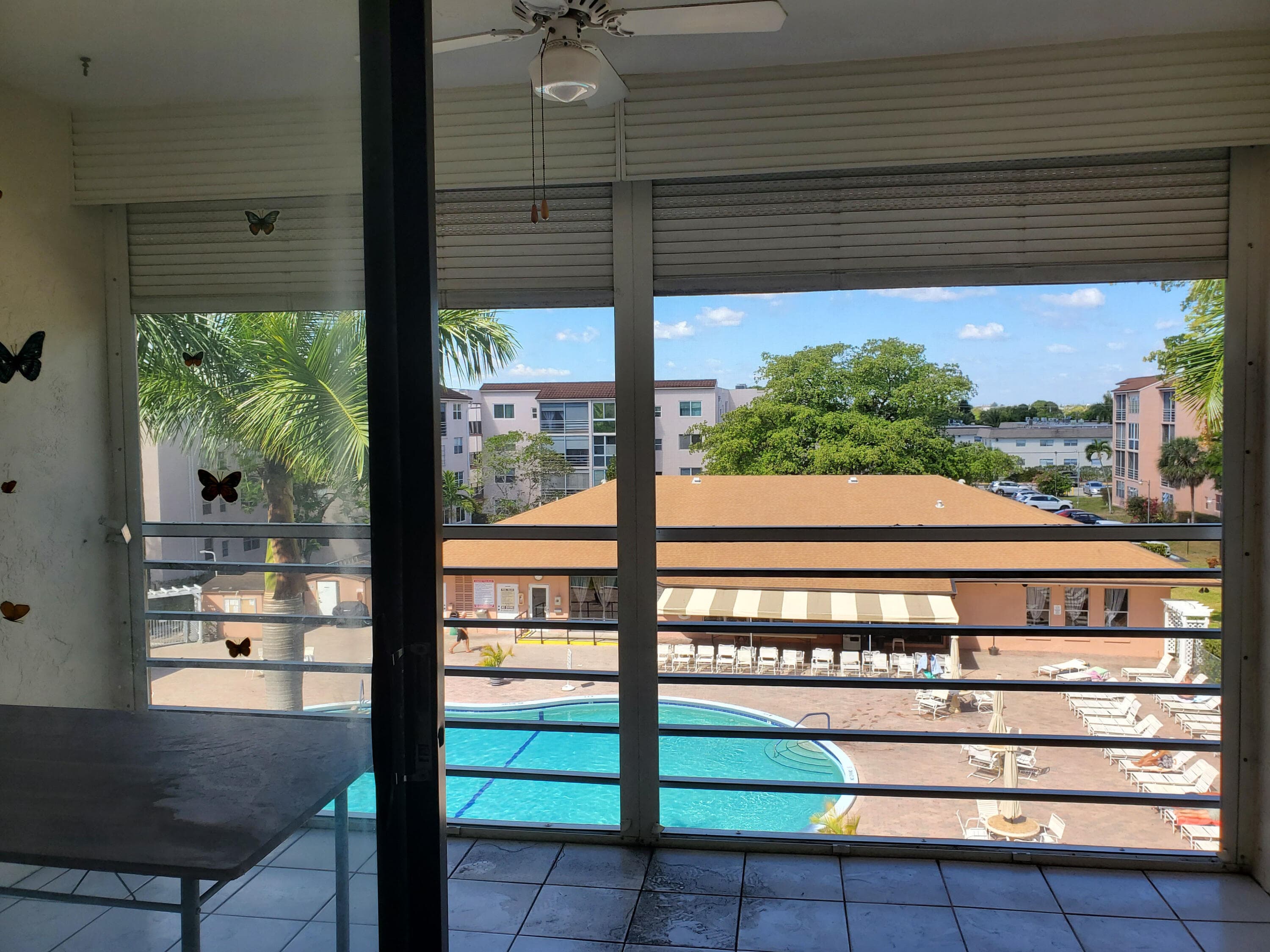 2811 Somerset Drive 404, Lauderdale Lakes, FL 33311 — photo 21 of 24