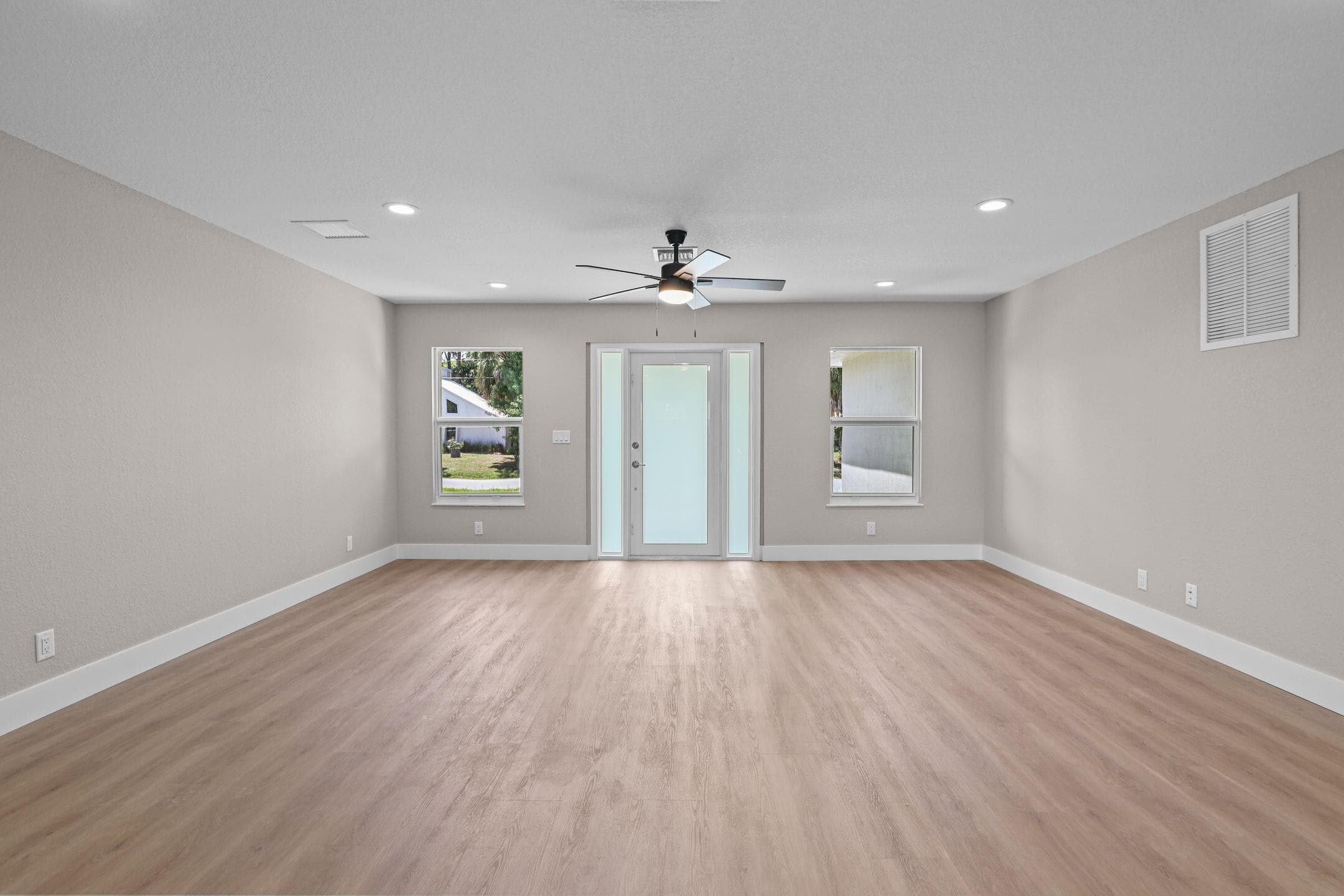 4611 Sunset Boulevard, Fort Pierce, FL 34982 — photo 6 of 28