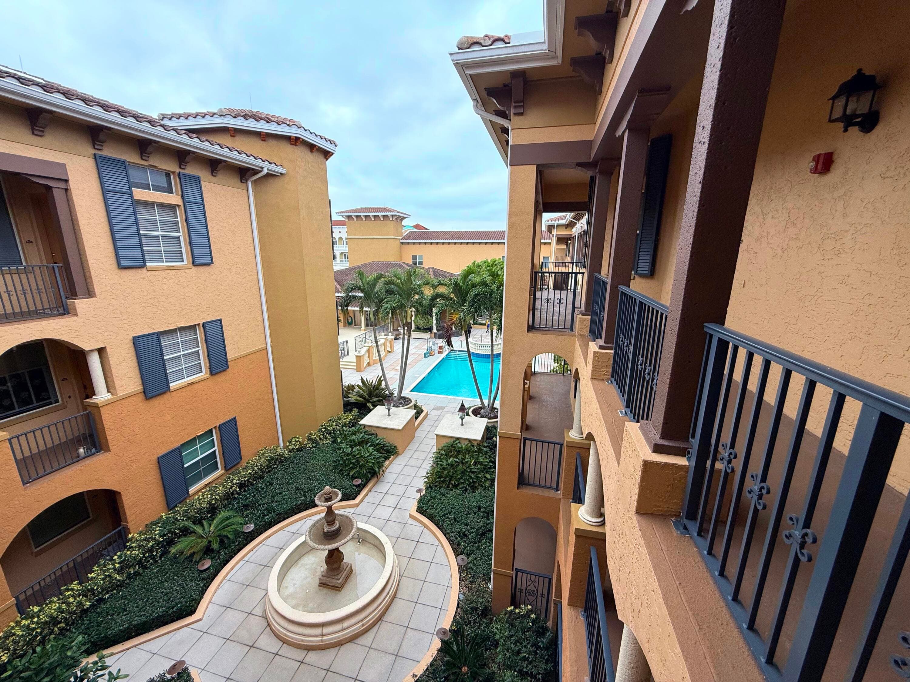 20 Orange Avenue 9, Fort Pierce, FL 34950 — photo 16 of 93