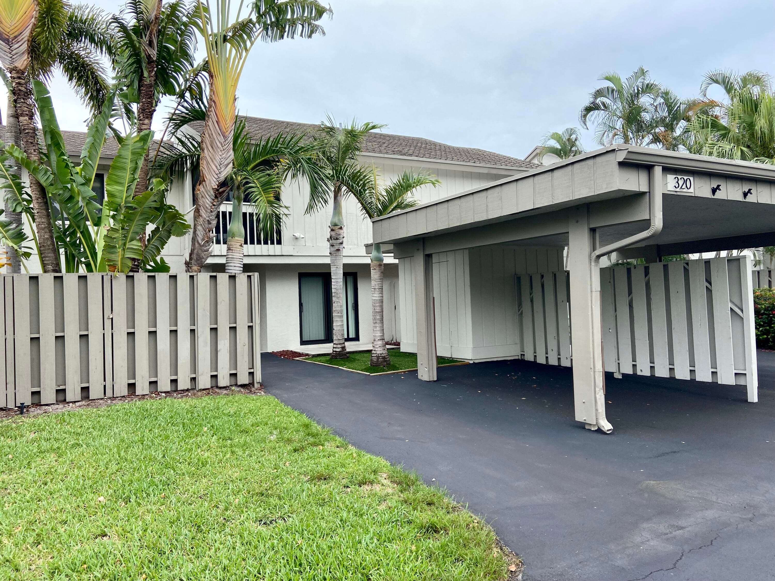 320 Deer Creek Wildwood Lane E, Deerfield Beach, FL 33442 — photo 1 of 36