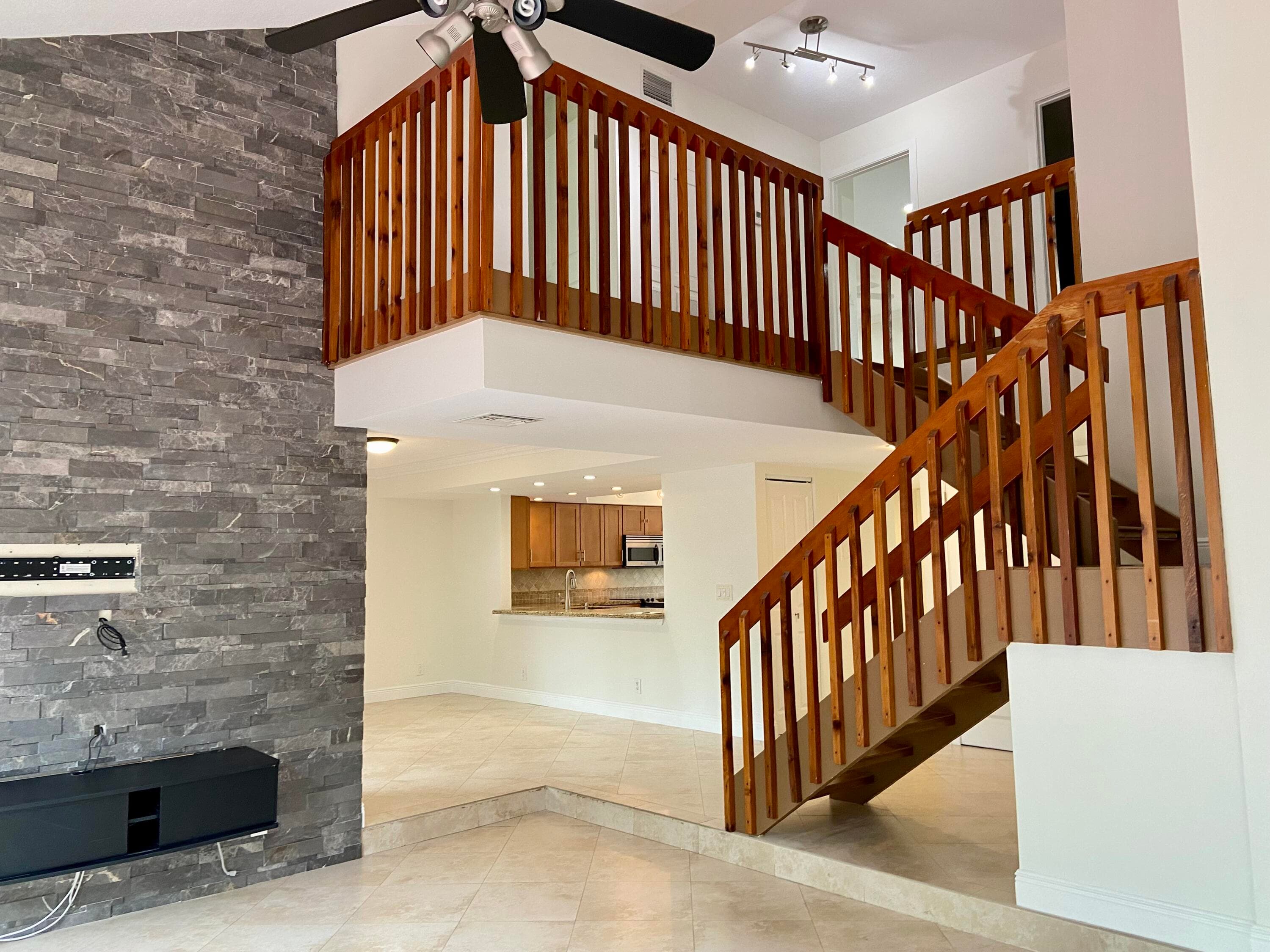 320 Deer Creek Wildwood Lane E, Deerfield Beach, FL 33442 — photo 11 of 36